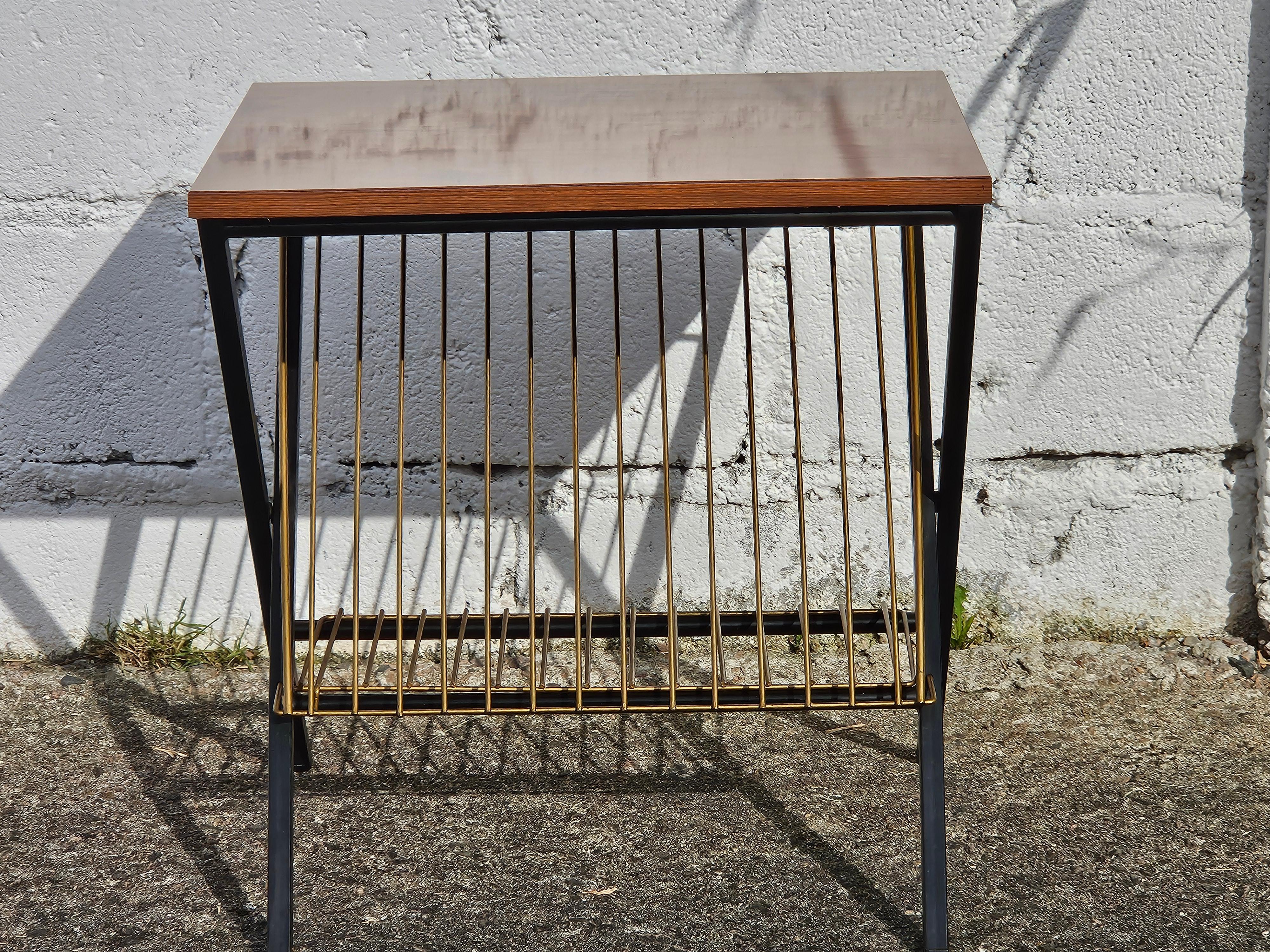 Französisch Mid Century Formica Messing Phono Tisch-Magazin Konsole Tisch-60s im Angebot 7