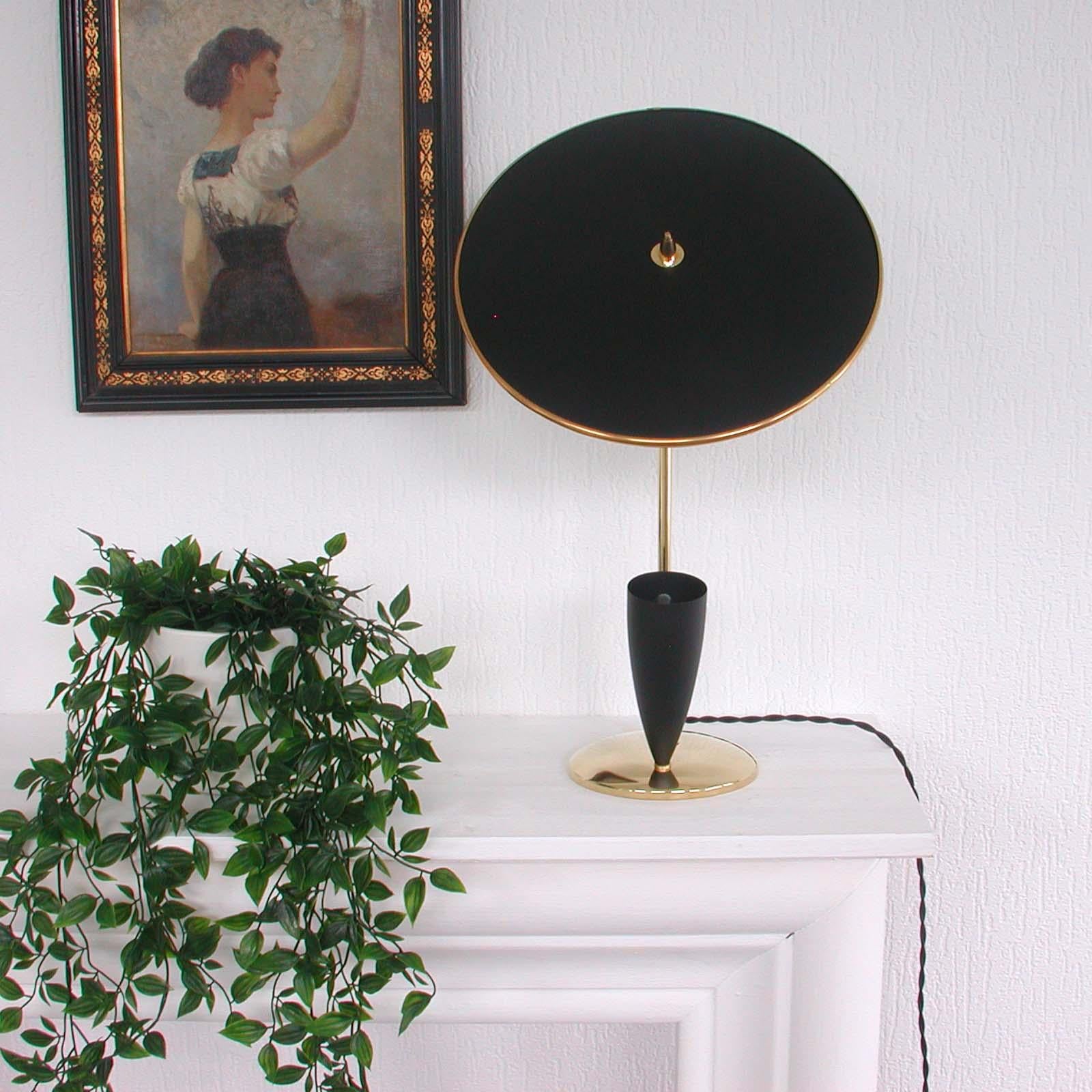 French Midcentury Reflecting Black and Brass Table Lamp, 1950s 11