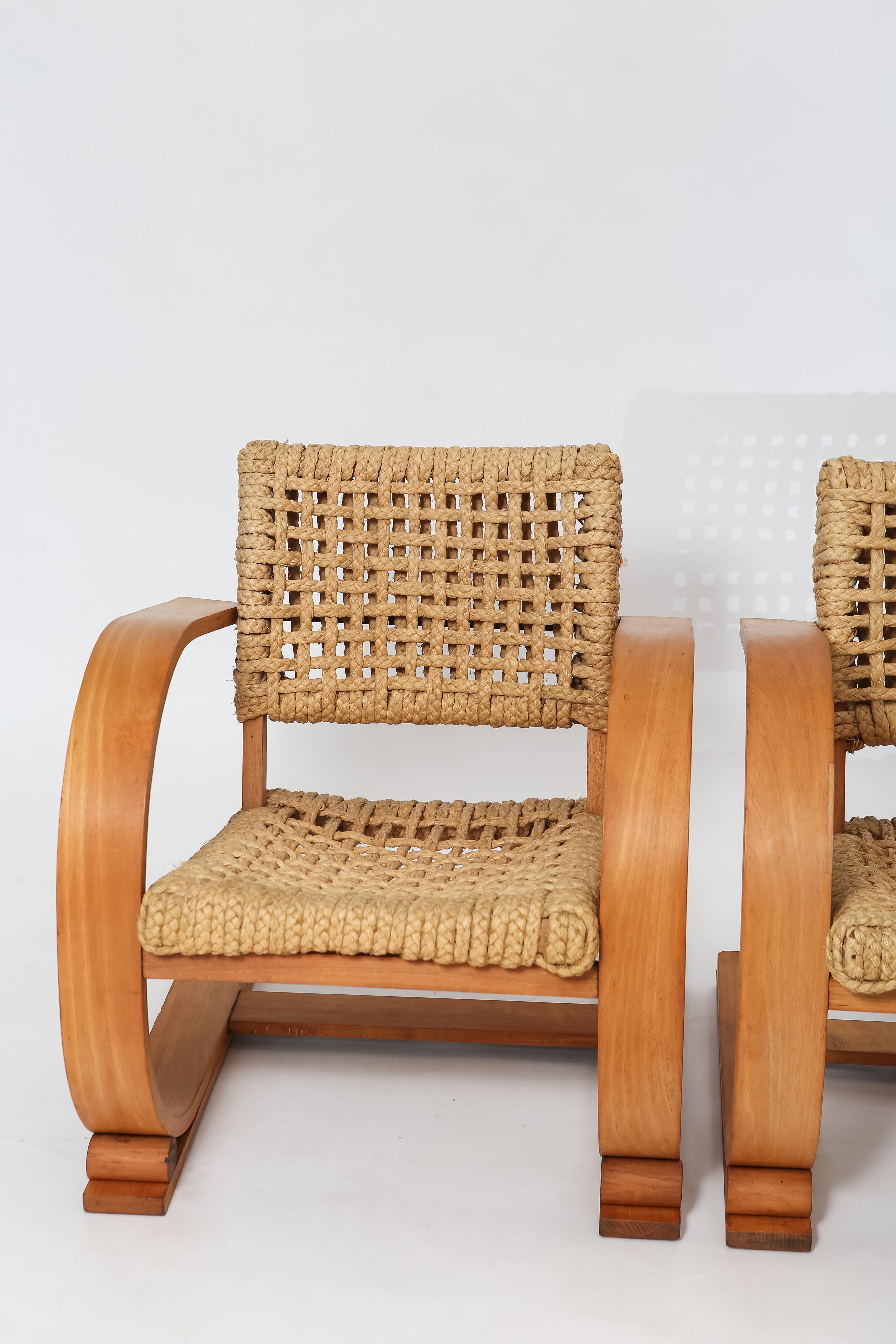 Freischwingende Stühle aus Seil von Audoux & Minet aus der Mitte des Jahrhunderts (Moderne der Mitte des Jahrhunderts) im Angebot