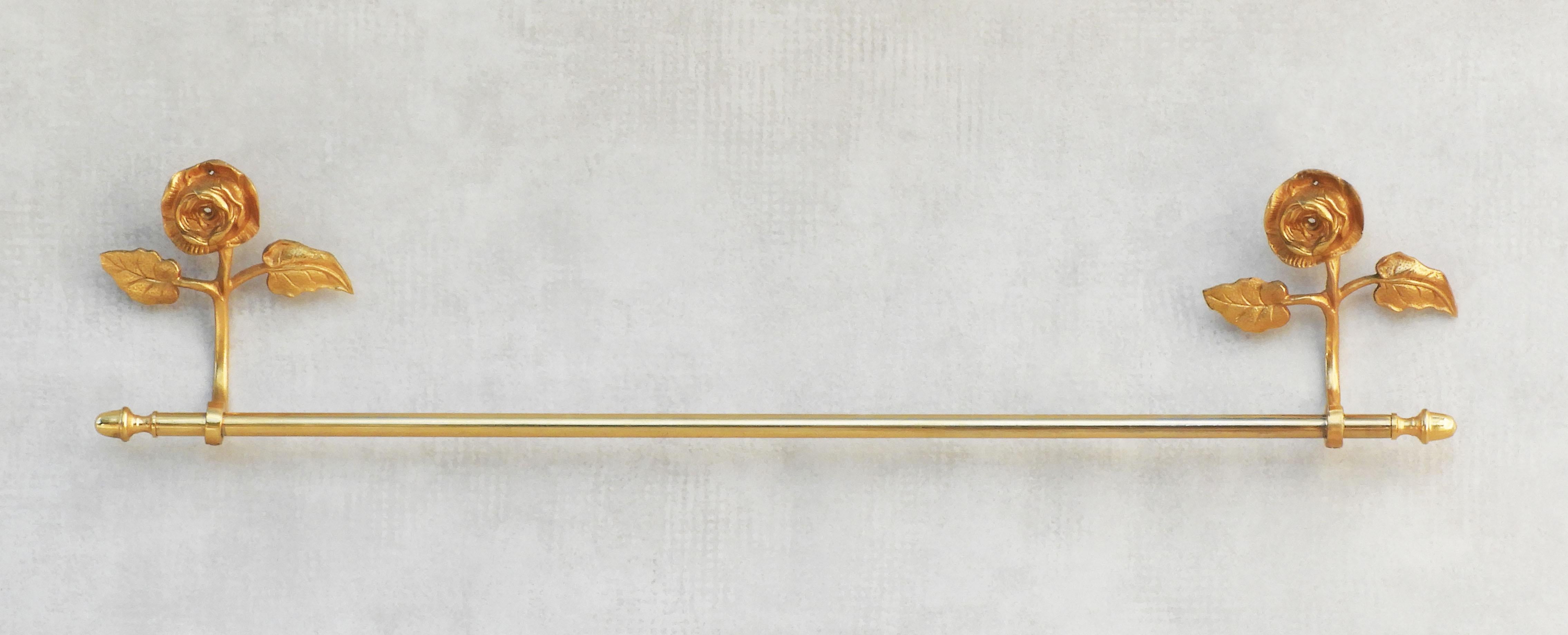 Mid-Century moderno Barra o portasciugamani francese a fiori di rosa della metà del secolo scorso C1950 (due pezzi disponibili) in vendita