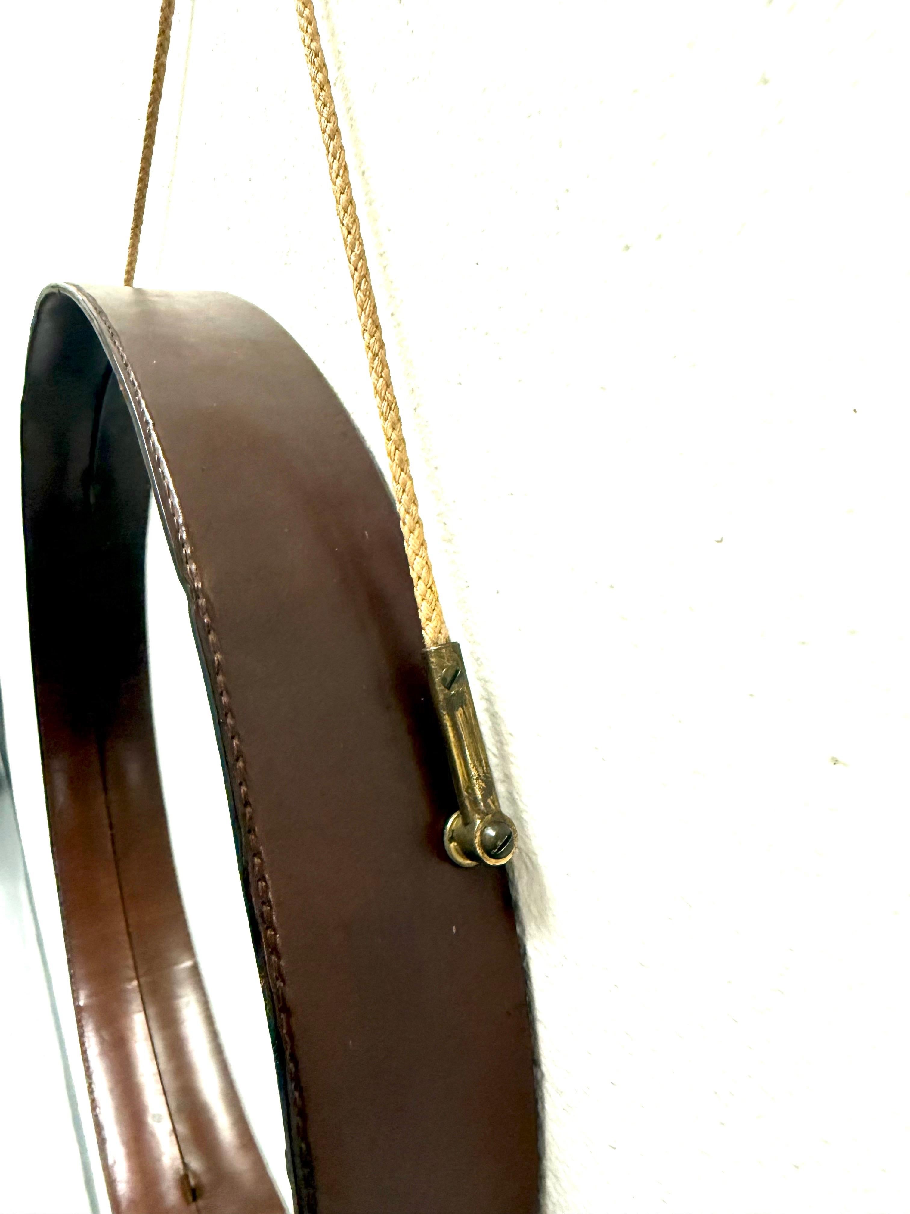French Mid-Century Round Stitched Dark Brown Leather Mirror, Jacques Adnet, 1955 For Sale 4