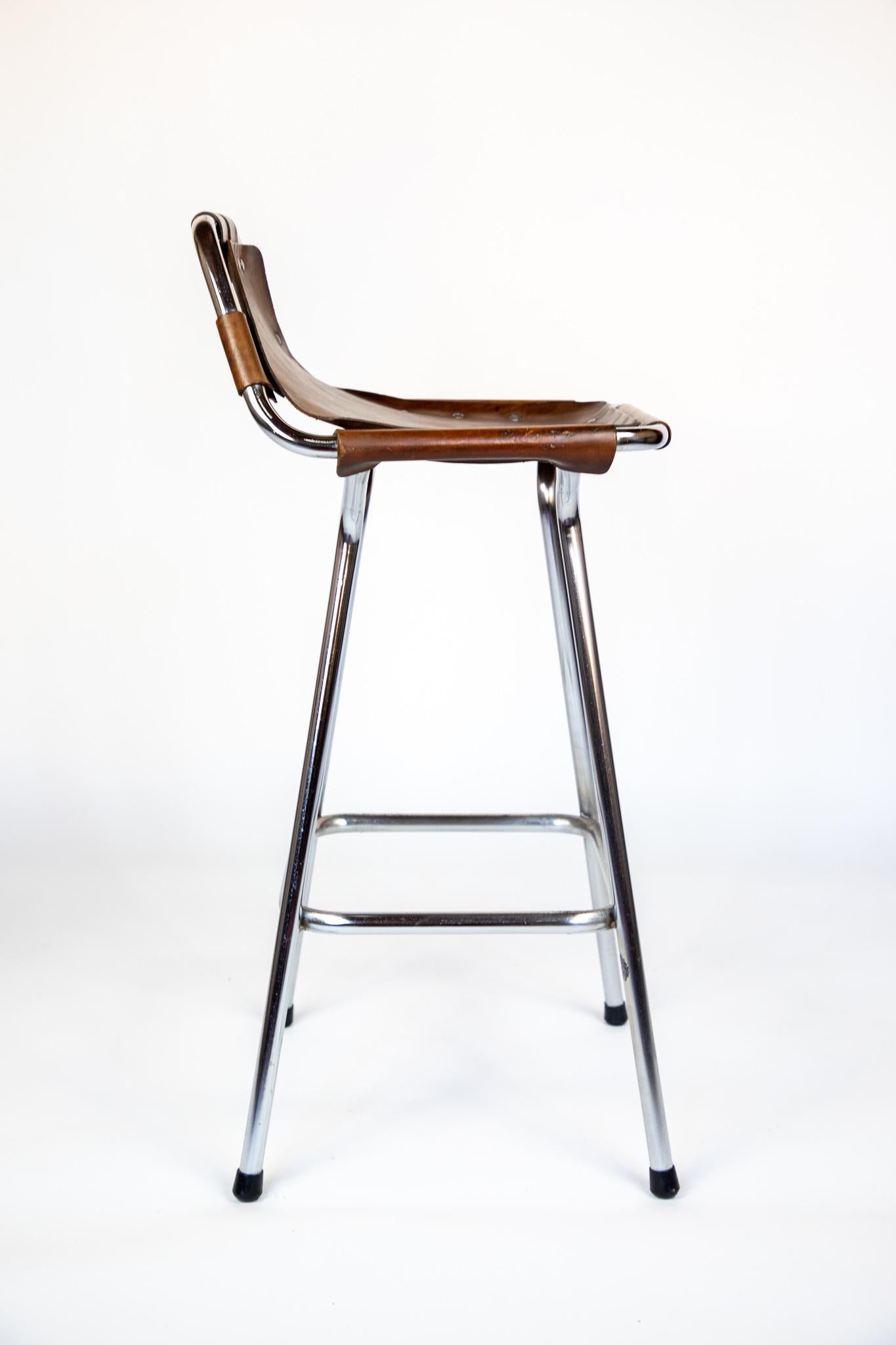 Mid-20th Century French Mid-Century Saddle Leather, Brown, Chrome Bar Stools, Perriand, 1960s