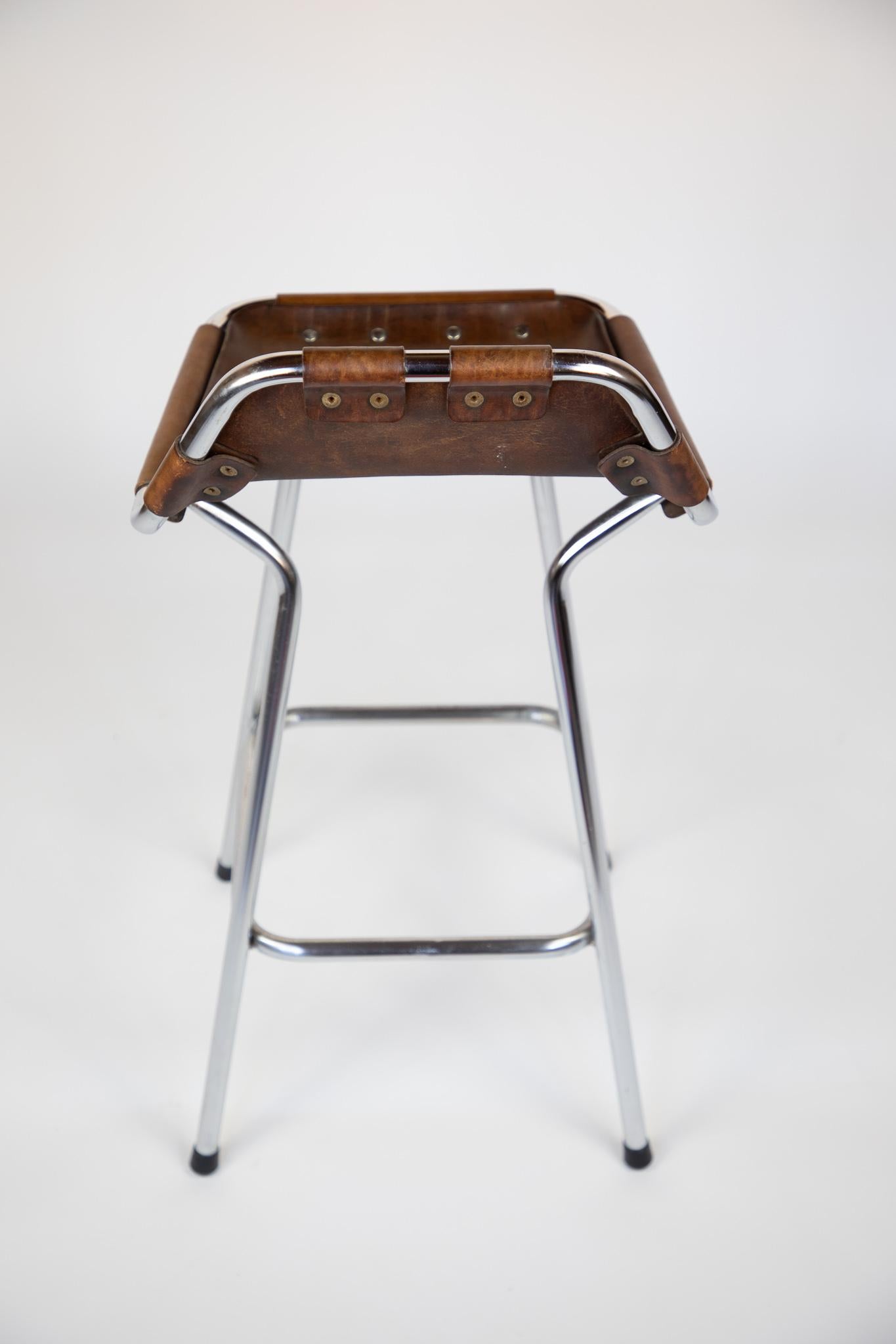 French Mid-Century Saddle Leather, Brown, Chrome Bar Stools, Perriand, 1960s 4