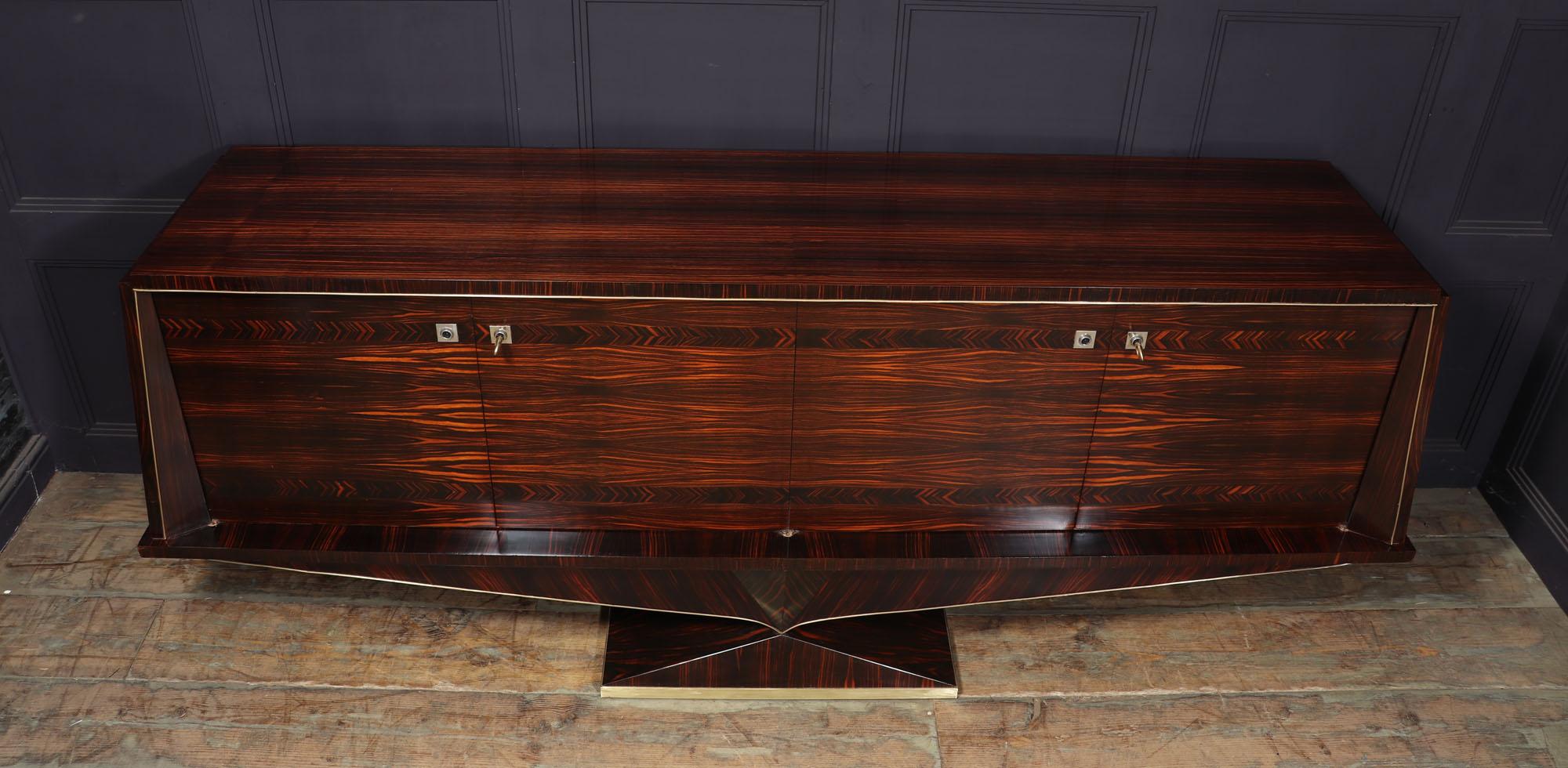 French Mid century Sideboard in Macassar Ebony c 1960 For Sale 6