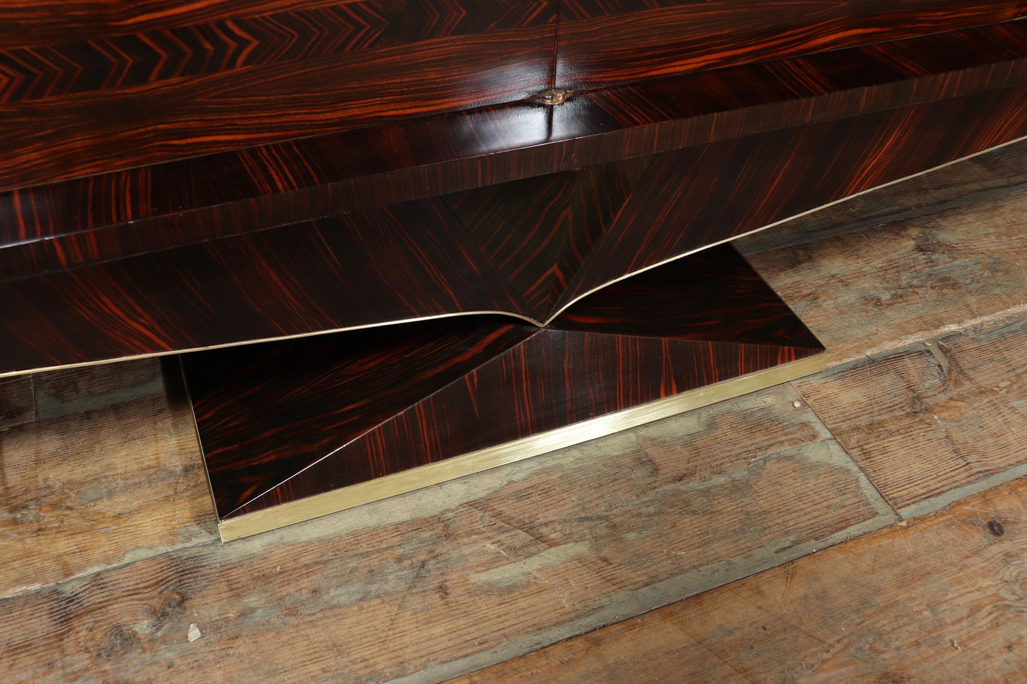 French Mid century Sideboard in Macassar Ebony c 1960 For Sale 4