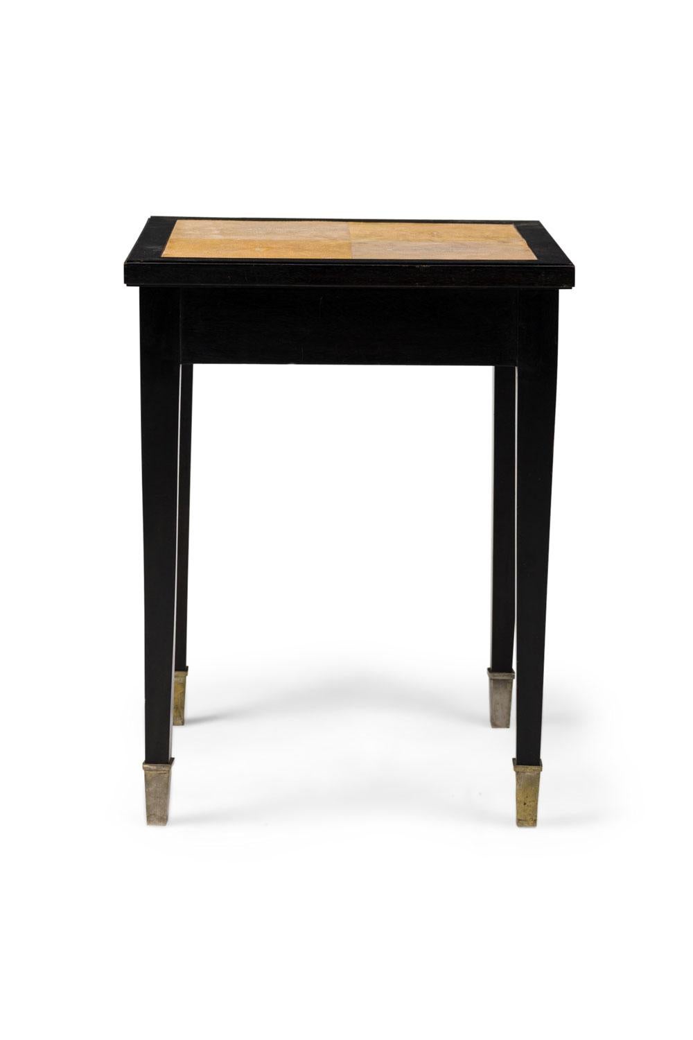 Mid-Century Modern French Mid-Century Single Drawer Ebonized and Shagreen Side Table en vente