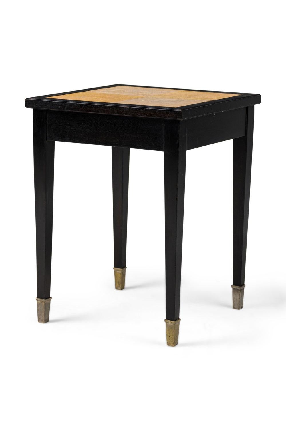Français French Mid-Century Single Drawer Ebonized and Shagreen Side Table en vente