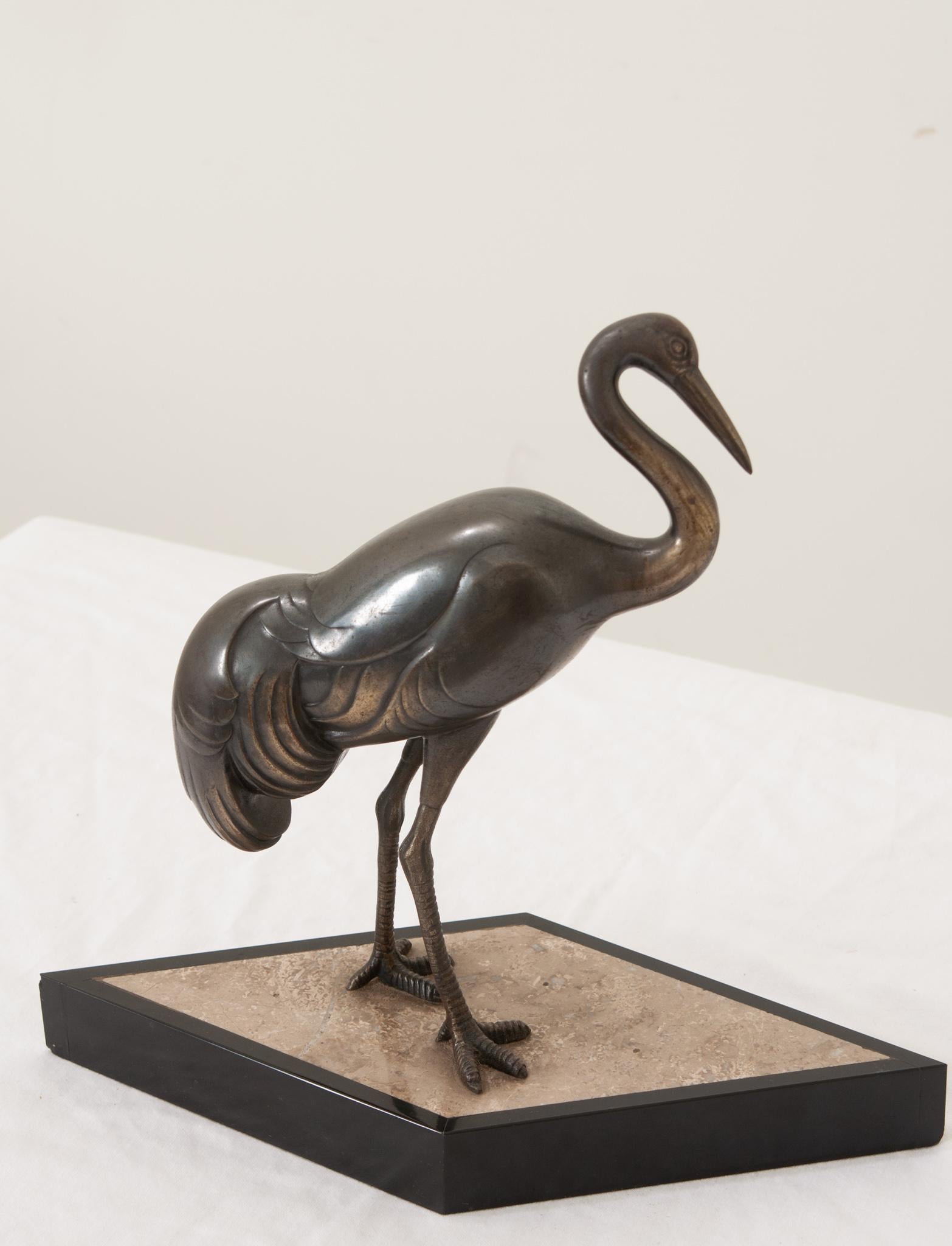 Französische Storch-Statue aus der Jahrhundertmitte (Bronze) im Angebot