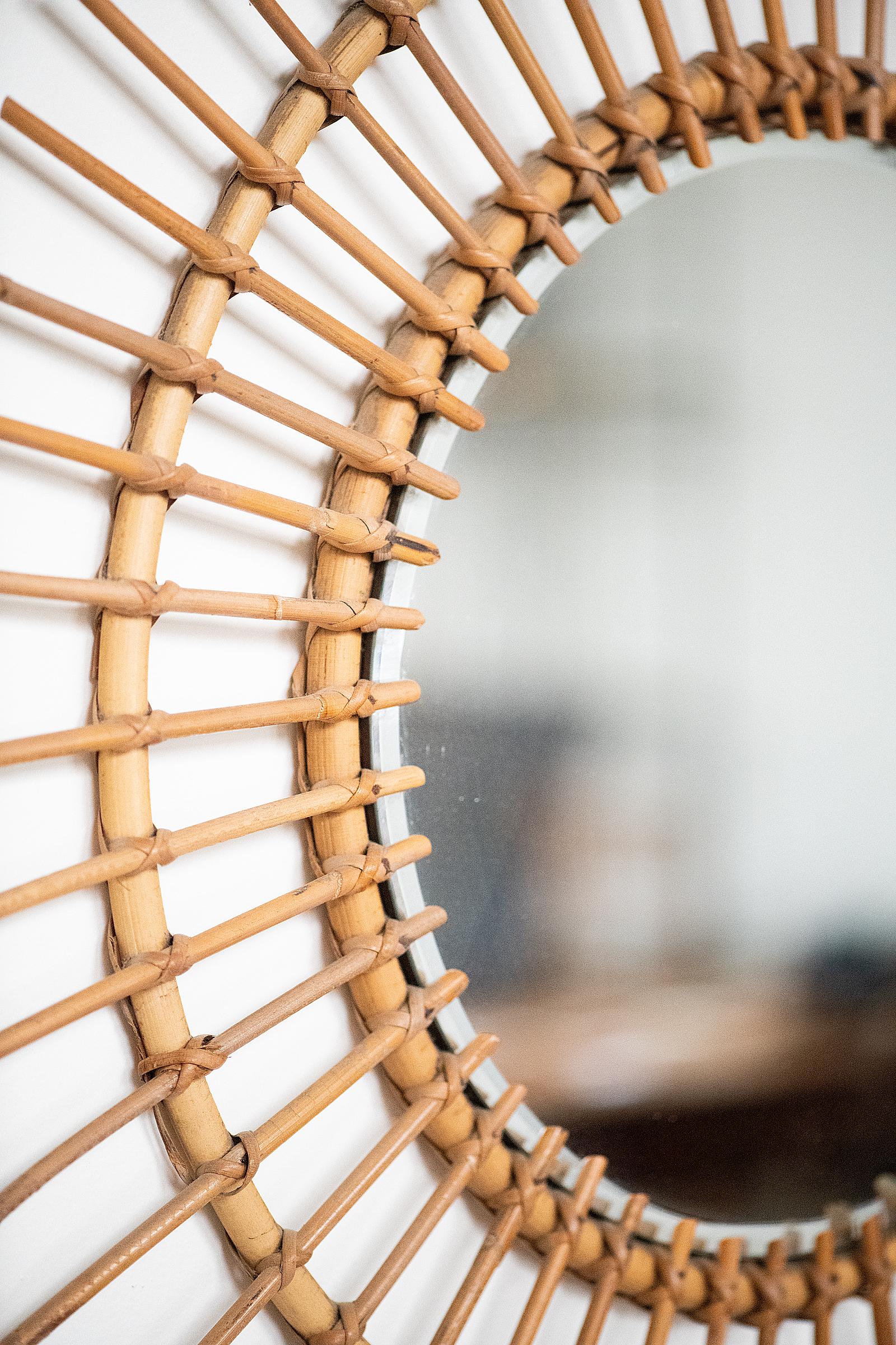French Mid-Century Sunburst or Starburst Mirror of Bamboo & Rattan (Dia 27 3/8) For Sale 4
