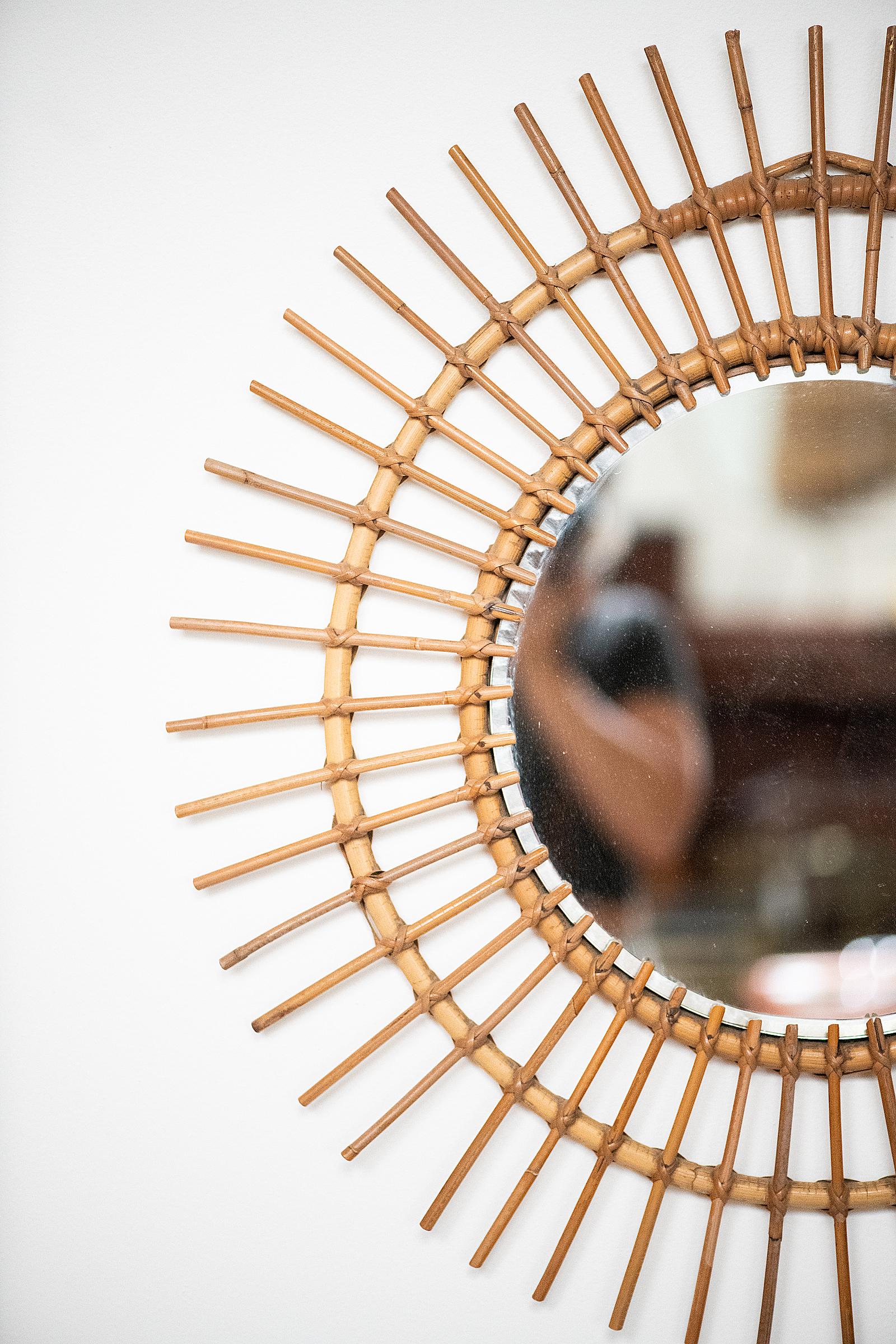 French Mid-Century Sunburst or Starburst Mirror of Bamboo & Rattan (Dia 27 3/8) For Sale 2