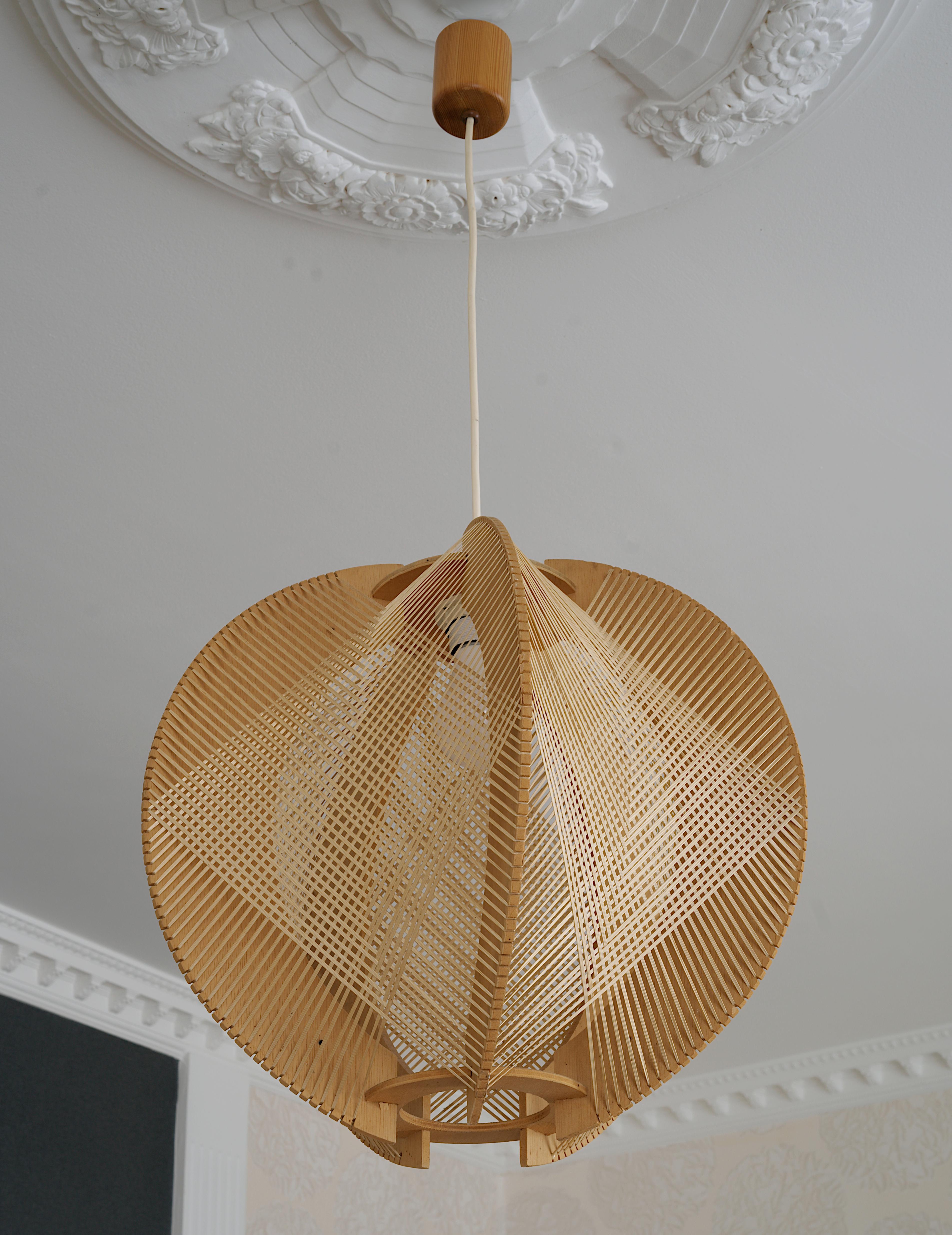Mid-Century Modern French Mid-century Thread Pendant Chandelier, 1970s