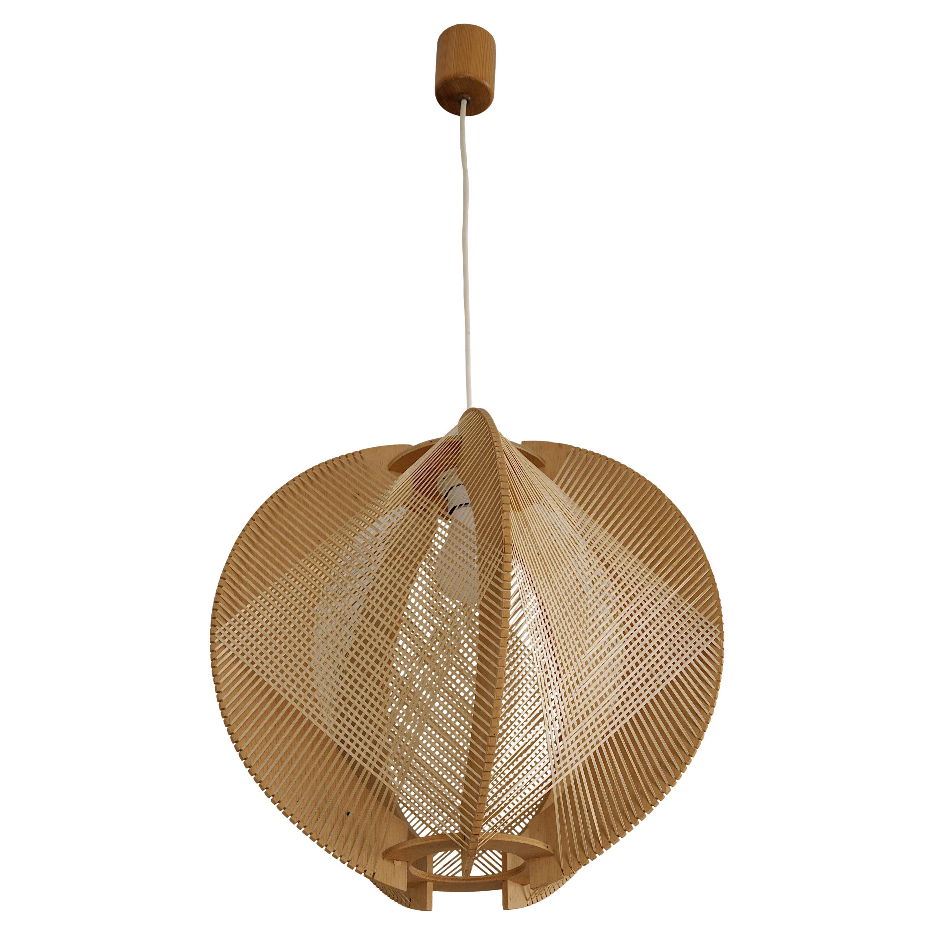 French Mid-century Thread Pendant Chandelier, 1970s For Sale