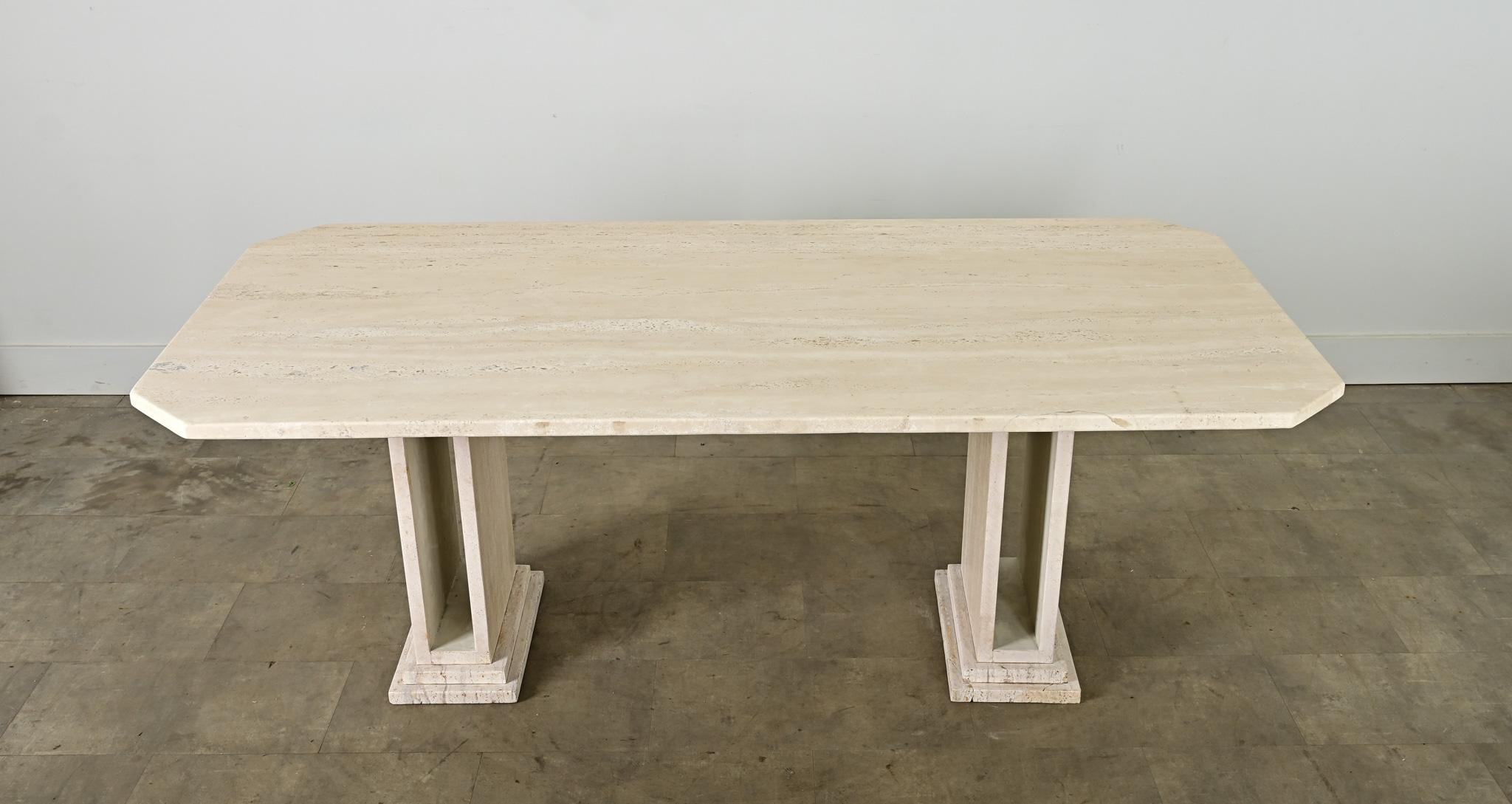 Table de salle à manger en travertin du milieu du siècle dernier en vente 5