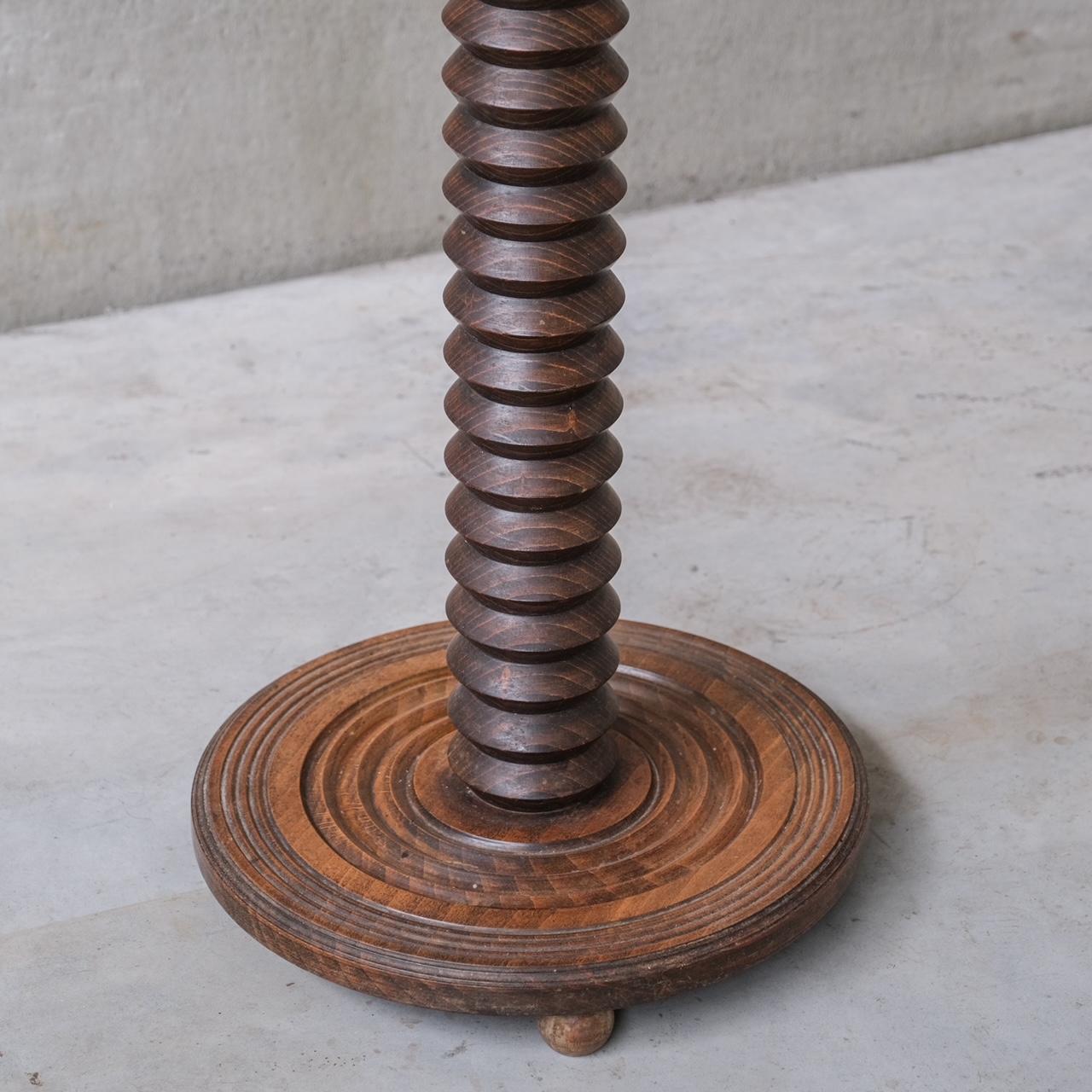 French Mid-Century Turned Oak Pedestal or Plant Stand In Good Condition For Sale In London, GB