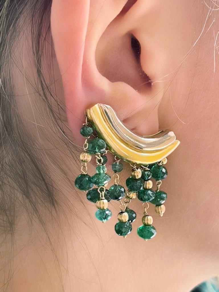 Modern French Mid-Century Two-Color Gold Emerald Bead Fringe Earrings For Sale