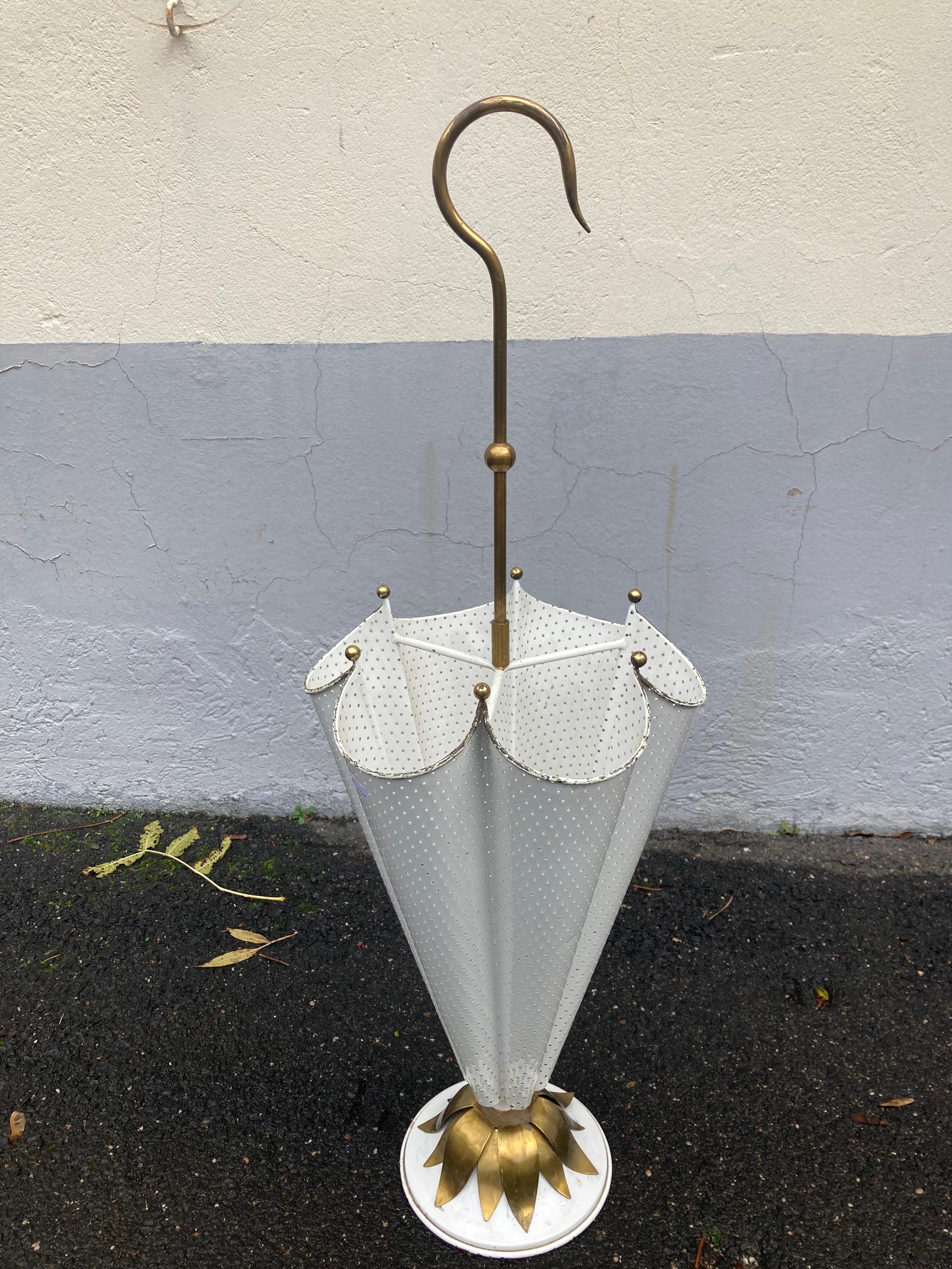 French Mid Century umbrella stand attributed to Matthieu Matégot. 1950s For Sale 2