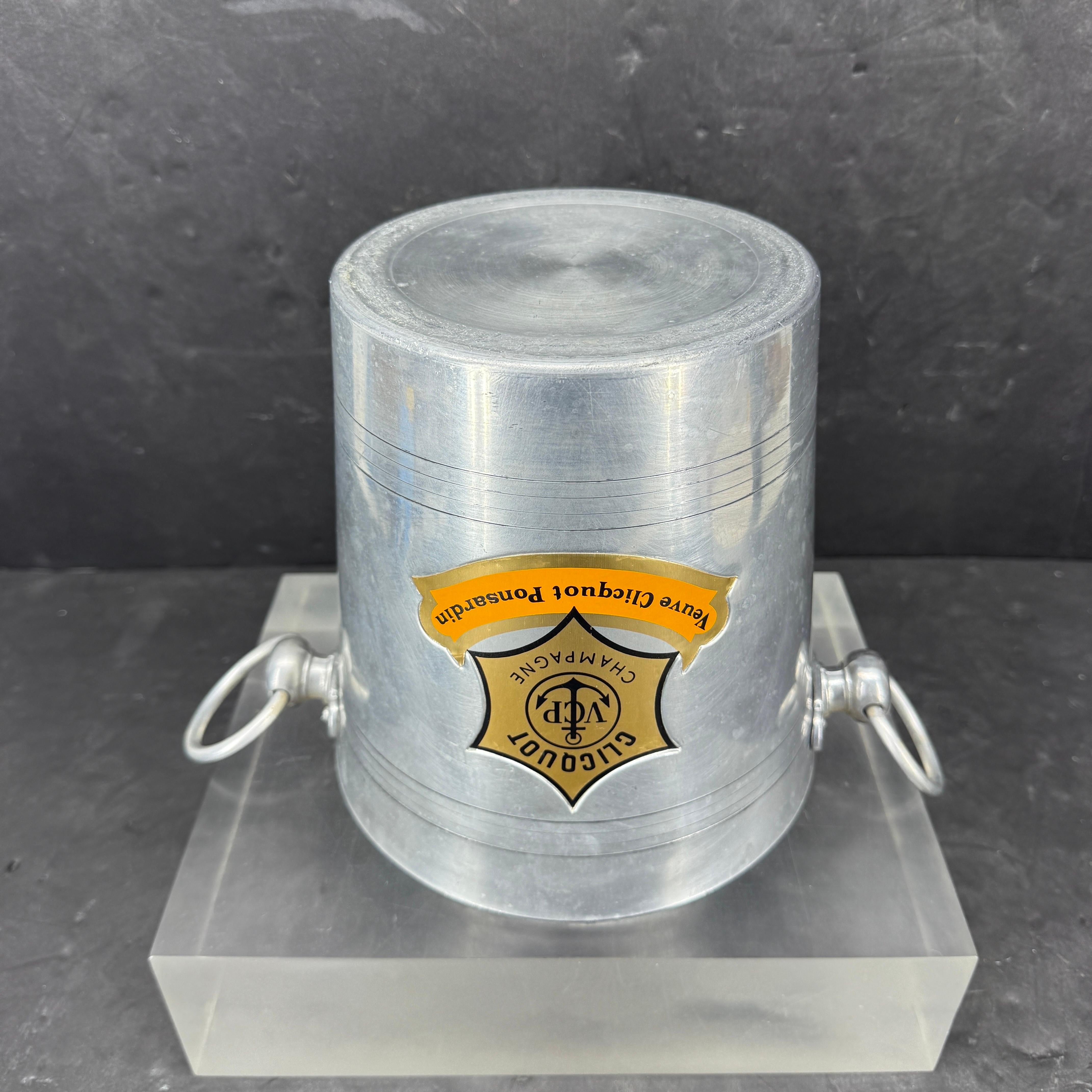 Französischer Eiskübel für Champagner Veuve Clicquot aus der Jahrhundertmitte im Angebot 9