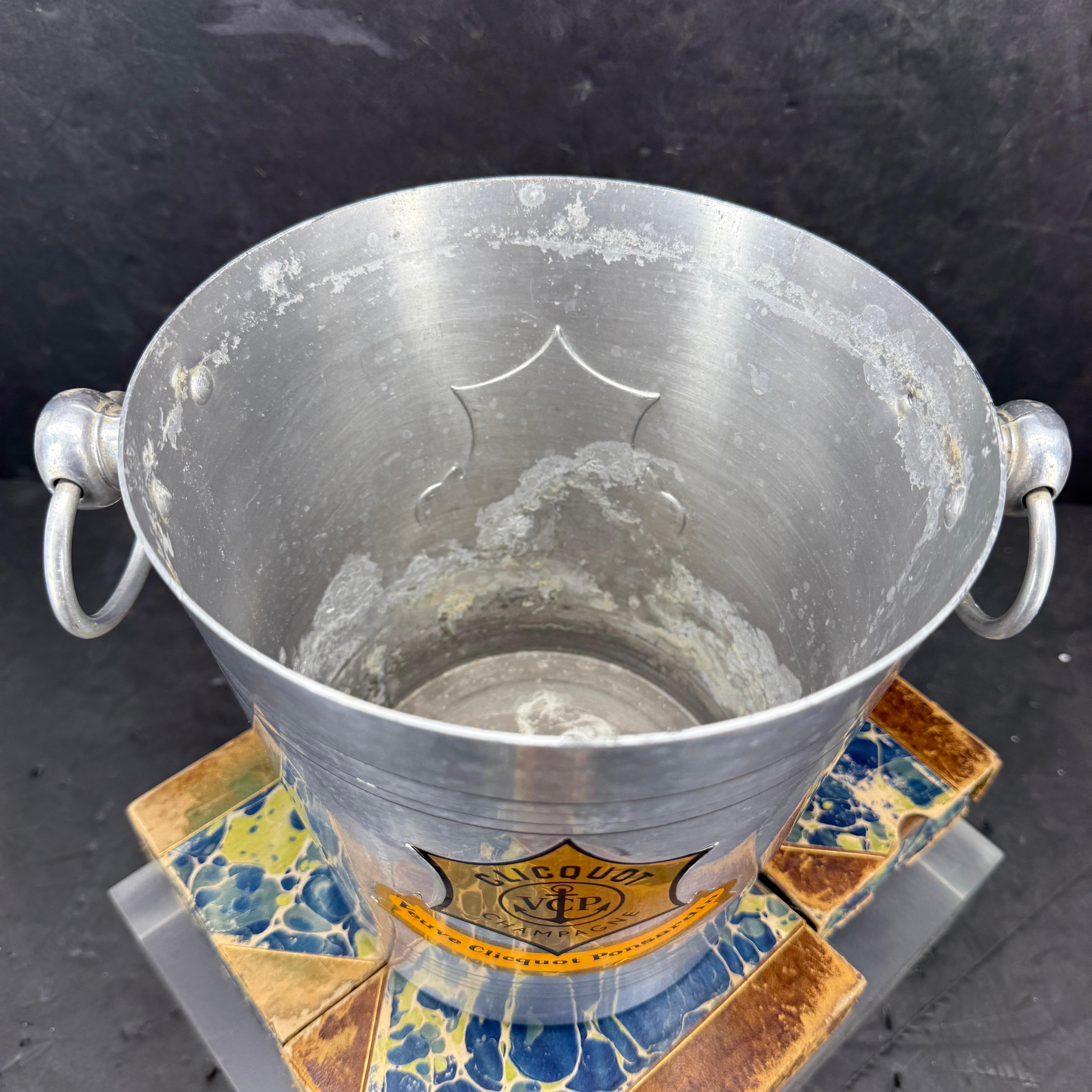 Französischer Eiskübel für Champagner Veuve Clicquot aus der Jahrhundertmitte im Angebot 1