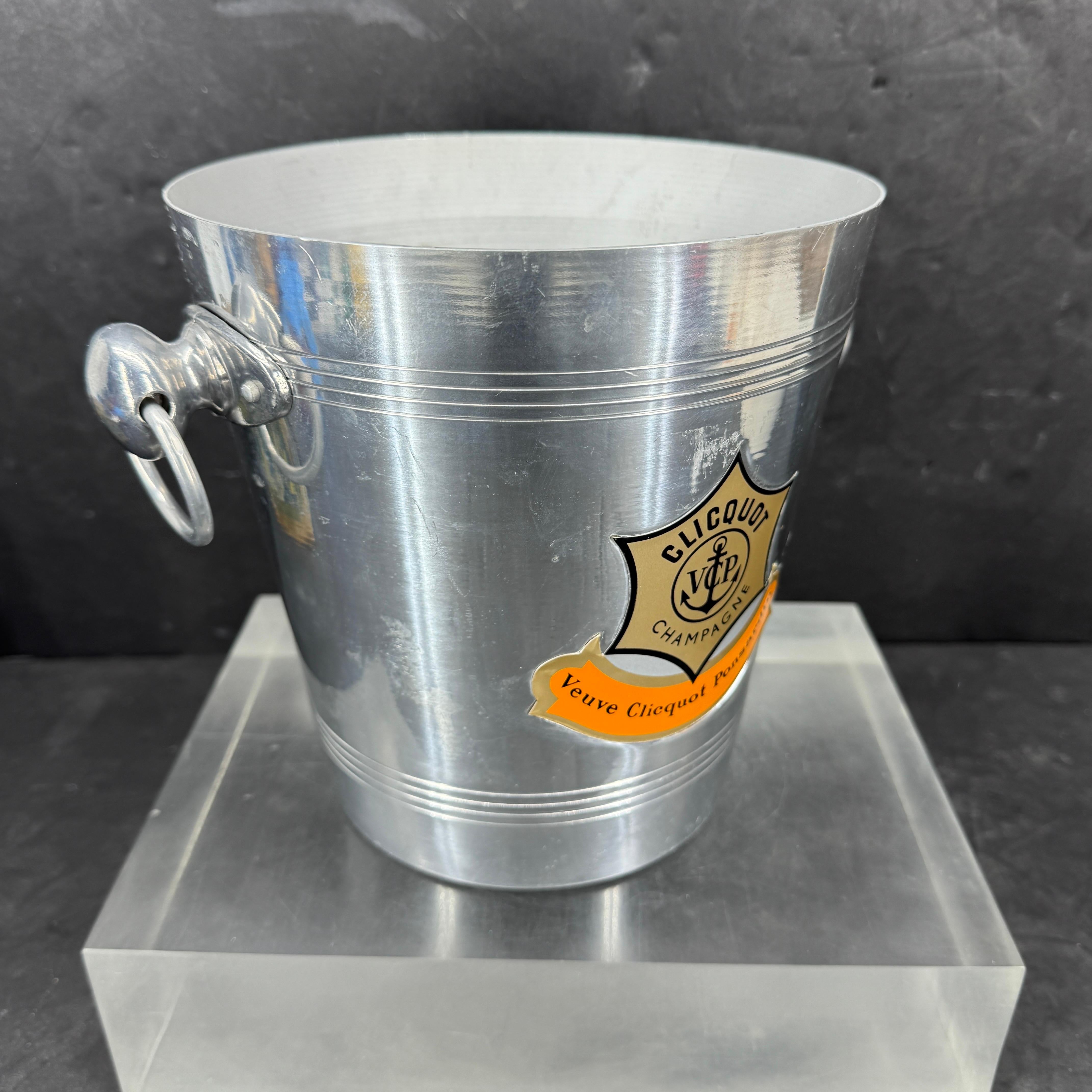 French Mid-Century Veuve Clicquot Champagne Wine Ice Bucket For Sale 1