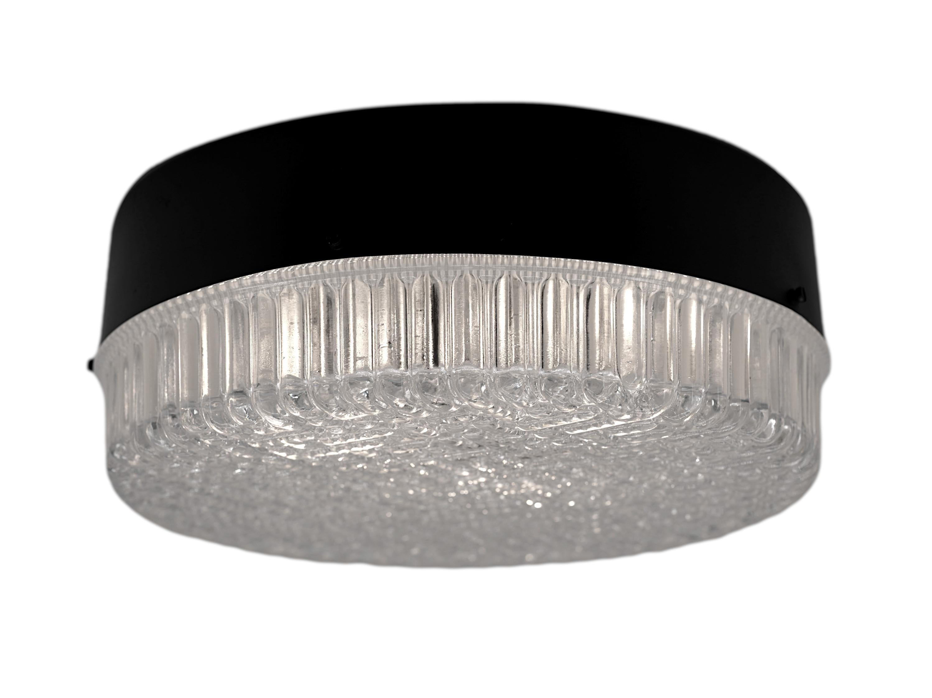 Metallo Applique da parete / Flush Mount francese di metà secolo, anni '70 in vendita