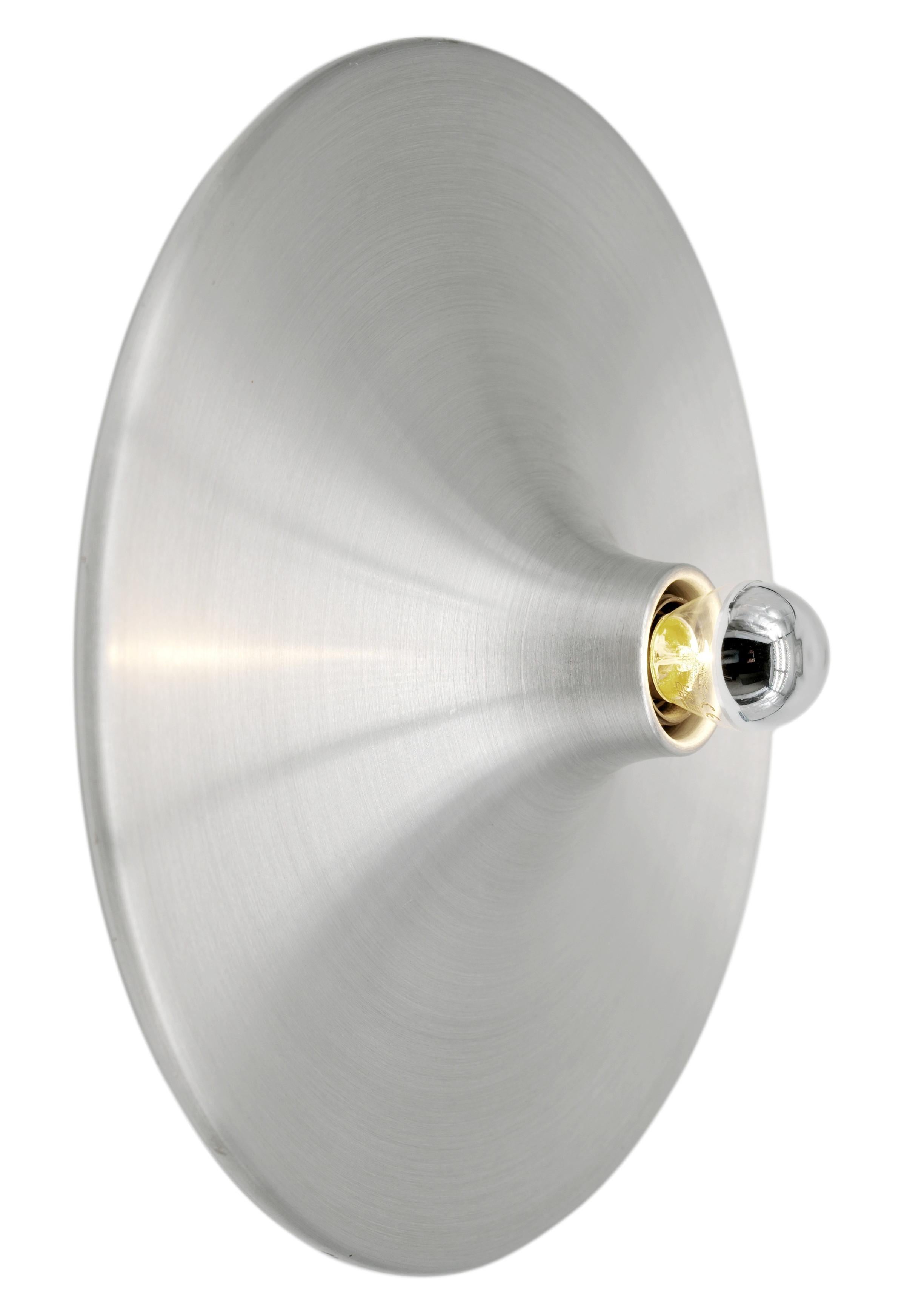 Large French Mid-century brushed aluminium wall sconce / flush mount. Height without bulb : 2.8
