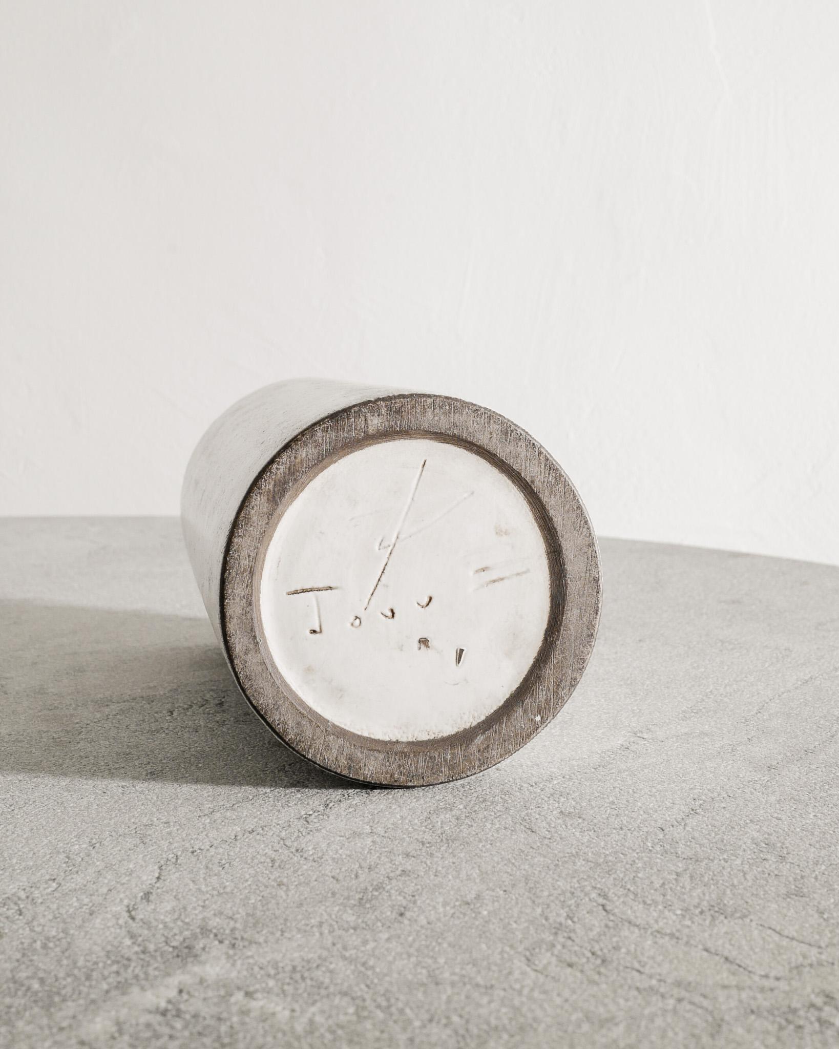 Ceramica Vaso a cilindro bianco francese di metà secolo di Georges Jouve per Steph Simon, anni '50 in vendita