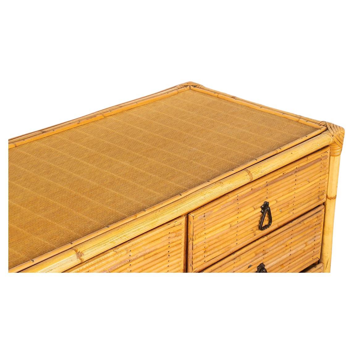Französische Kommode aus Korbgeflecht im Stil von A. Audoux & F. Minet, Mitte des Jahrhunderts (Moderne der Mitte des Jahrhunderts) im Angebot