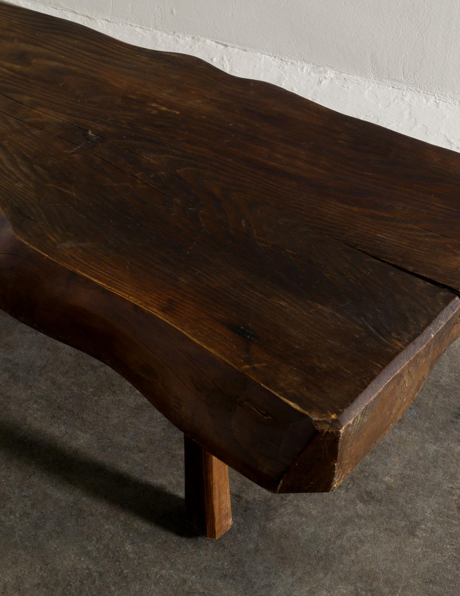French Midcentury Wooden Coffee Sofa Table in a Brutalist Freeform Style, 1960s 1