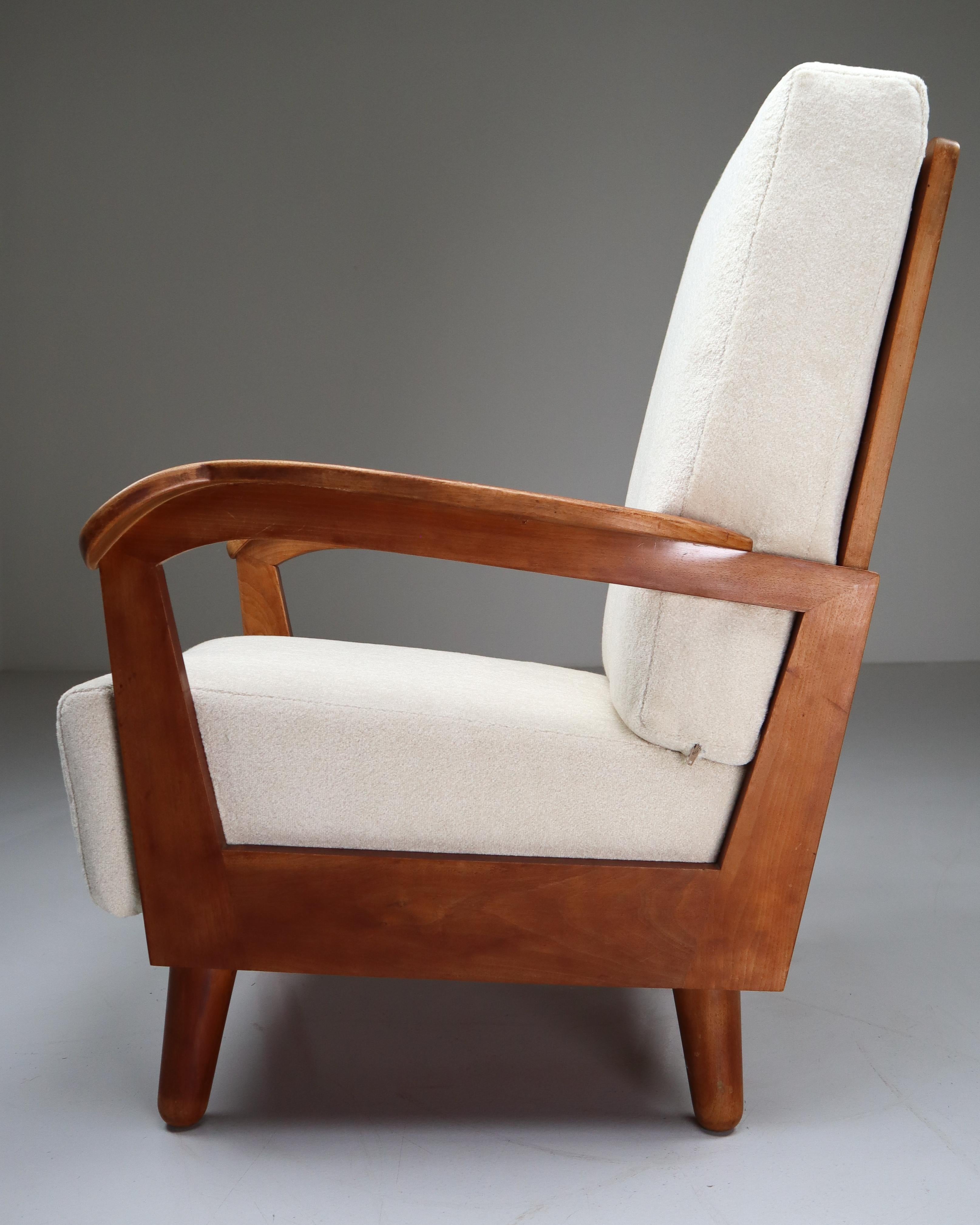 French Midcentury Armchairs in Walnut and Reupholstered in Off-White Wool Fabric 3