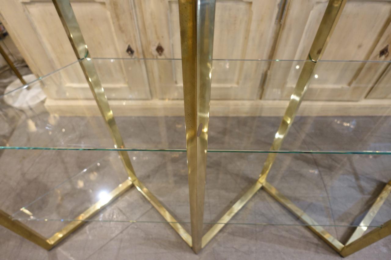 French Midcentury Brass and Glass Angular Formed Shelving Unit For Sale 5