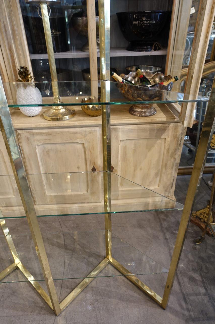 French Midcentury Brass and Glass Angular Formed Shelving Unit For Sale 6