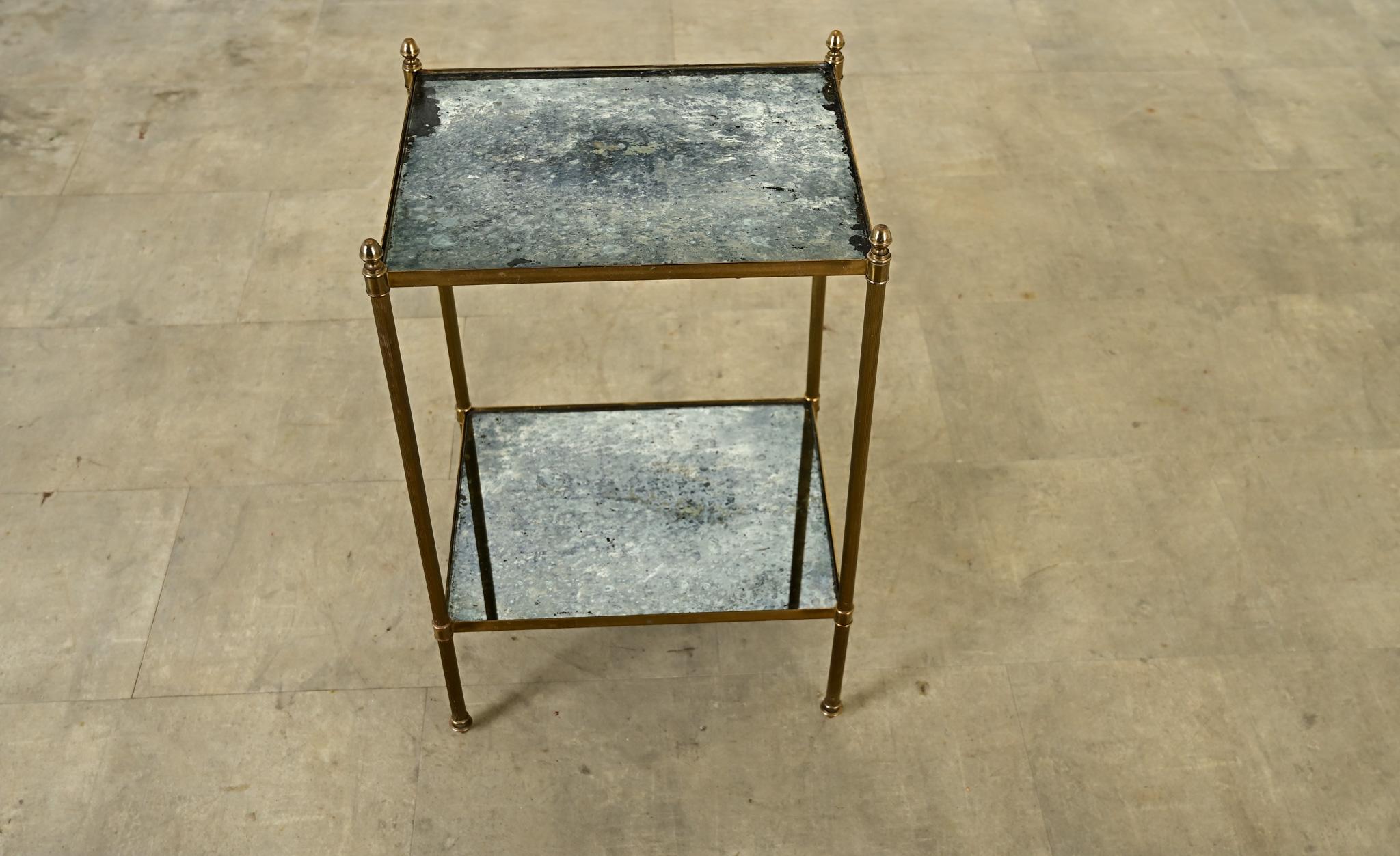 Französisch Midcentury Messing & Antique Mirror Beistelltisch (Hollywood Regency)
