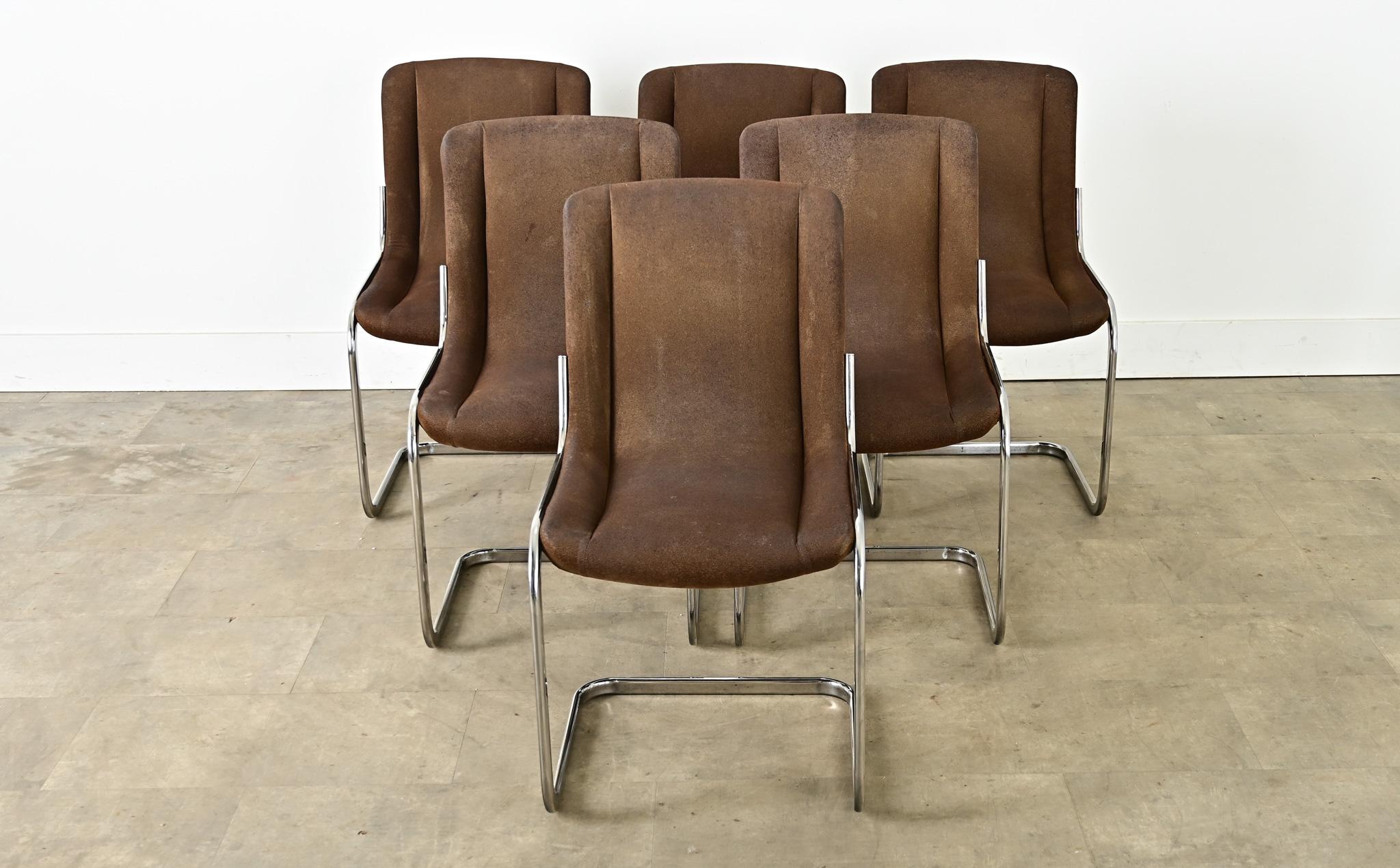 Francese Sedie da pranzo a sbalzo francesi del Medioevo in cromo in vendita