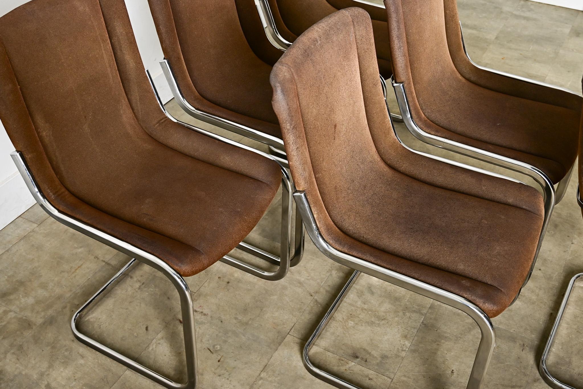 Sedie da pranzo a sbalzo francesi del Medioevo in cromo In condizioni buone in vendita a Baton Rouge, LA
