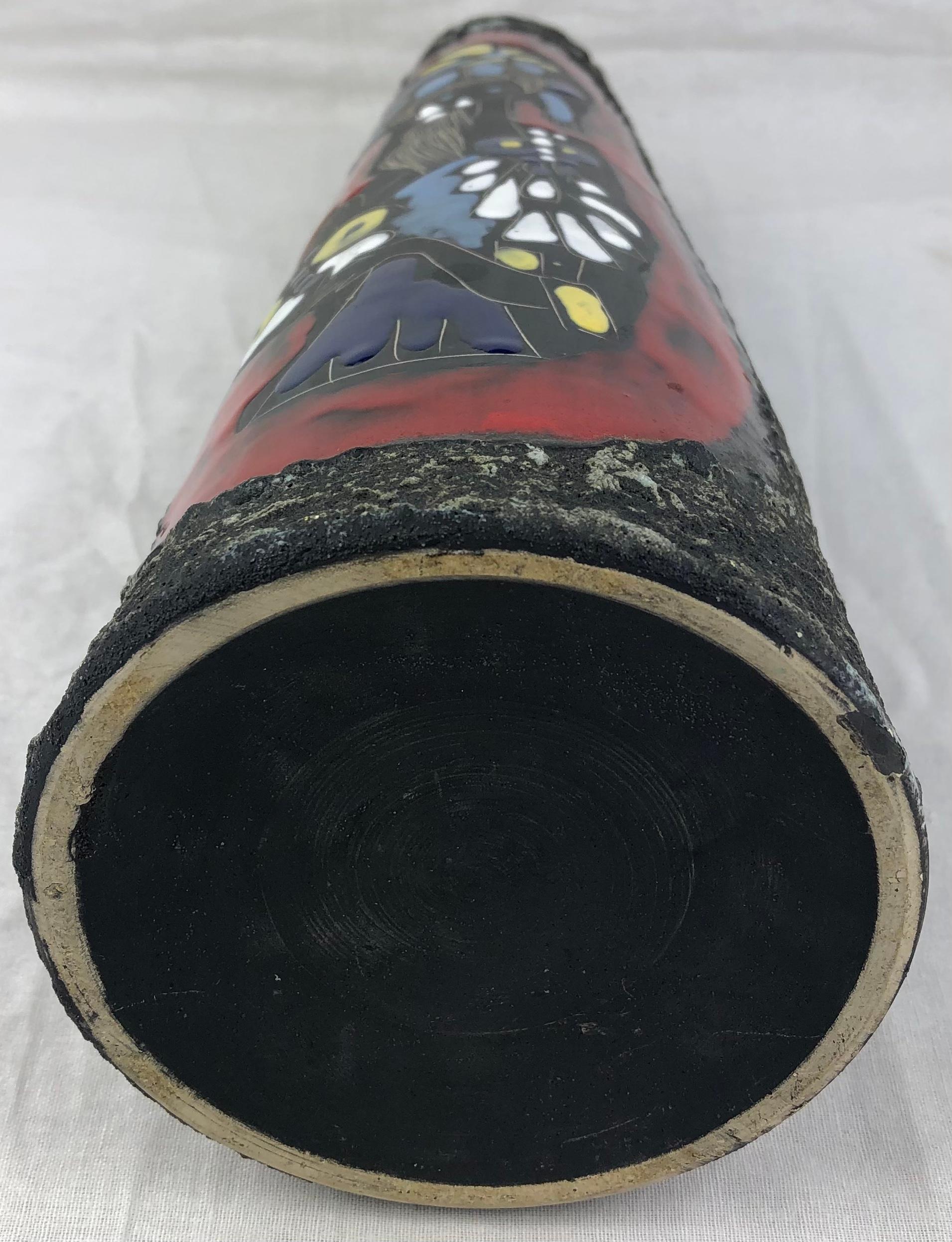 Vernissé Vase en céramique français du milieu du siècle dernier représentant Brigette Bardot, poterie de Vallauris en vente