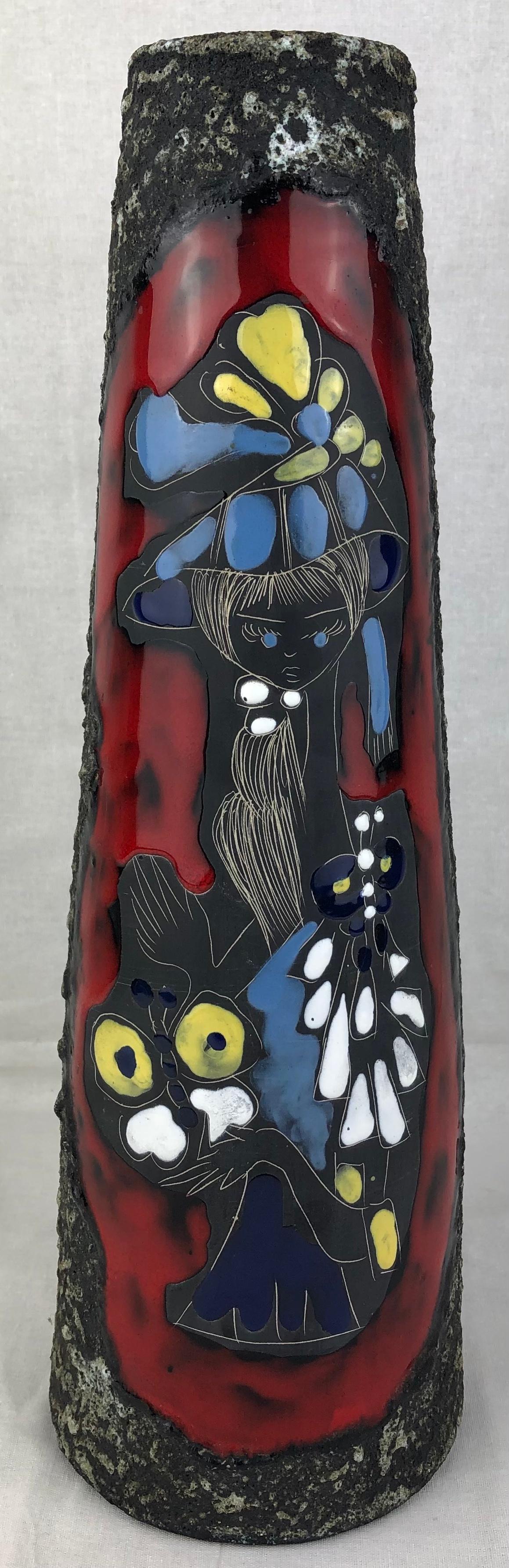 Vase en céramique français du milieu du siècle dernier représentant Brigette Bardot, poterie de Vallauris en vente 3