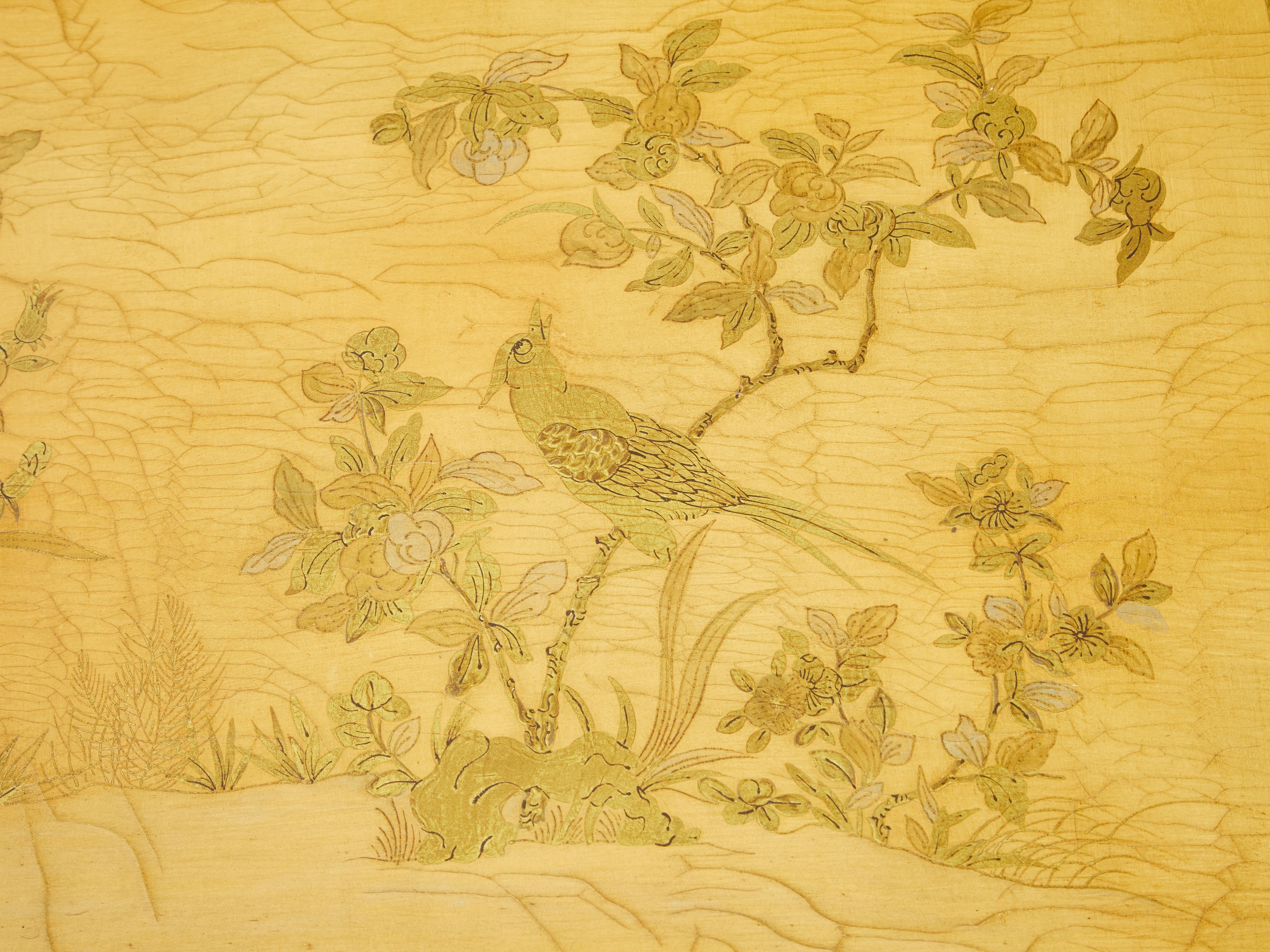 Couchtisch im Chinoiserie-Stil aus der Mitte des Jahrhunderts mit Dekor oder Vögeln aus Laub im Angebot 1