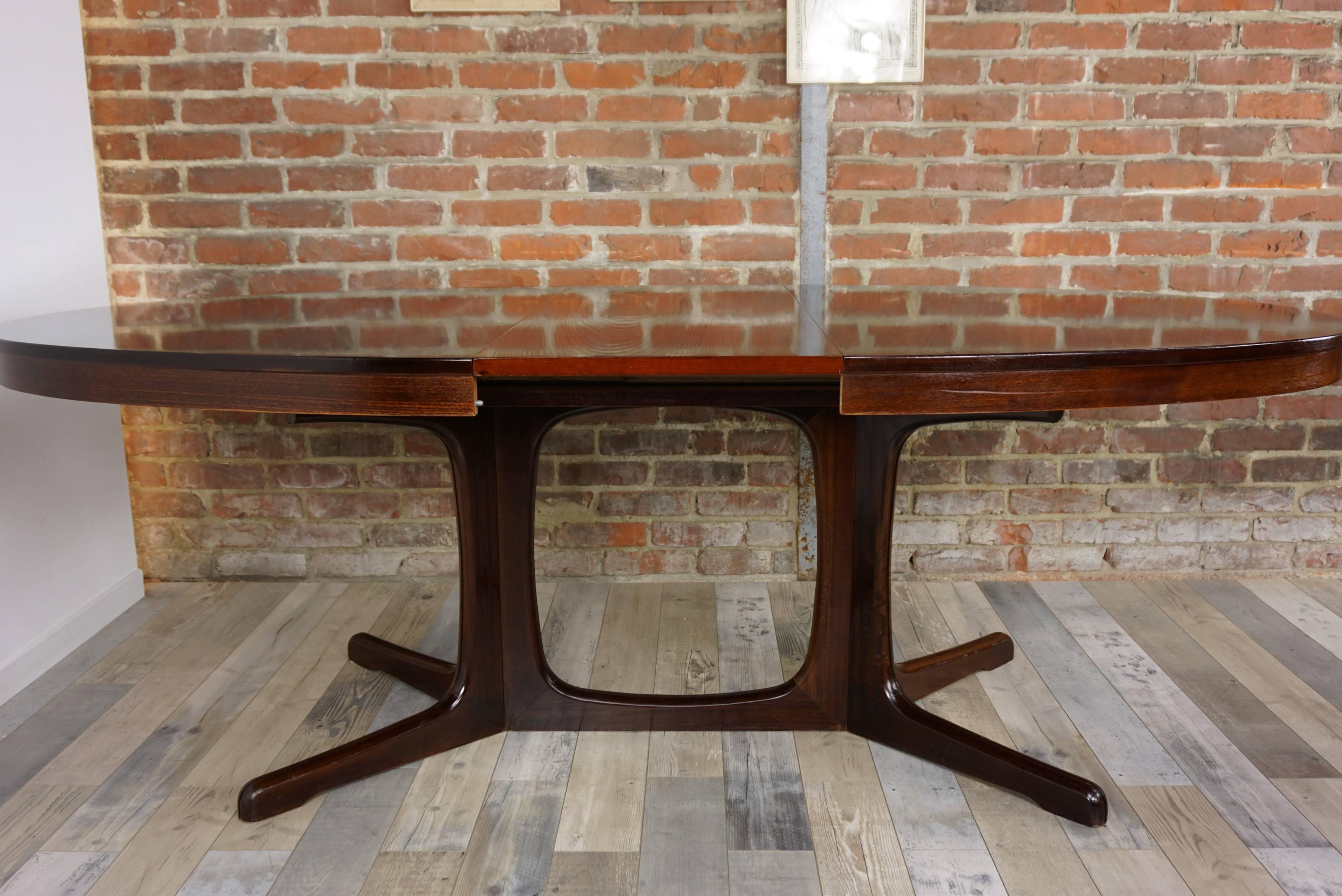 French Midcentury Design Solid Wood Oval Dining Table by Baumann In Excellent Condition In Tourcoing, FR