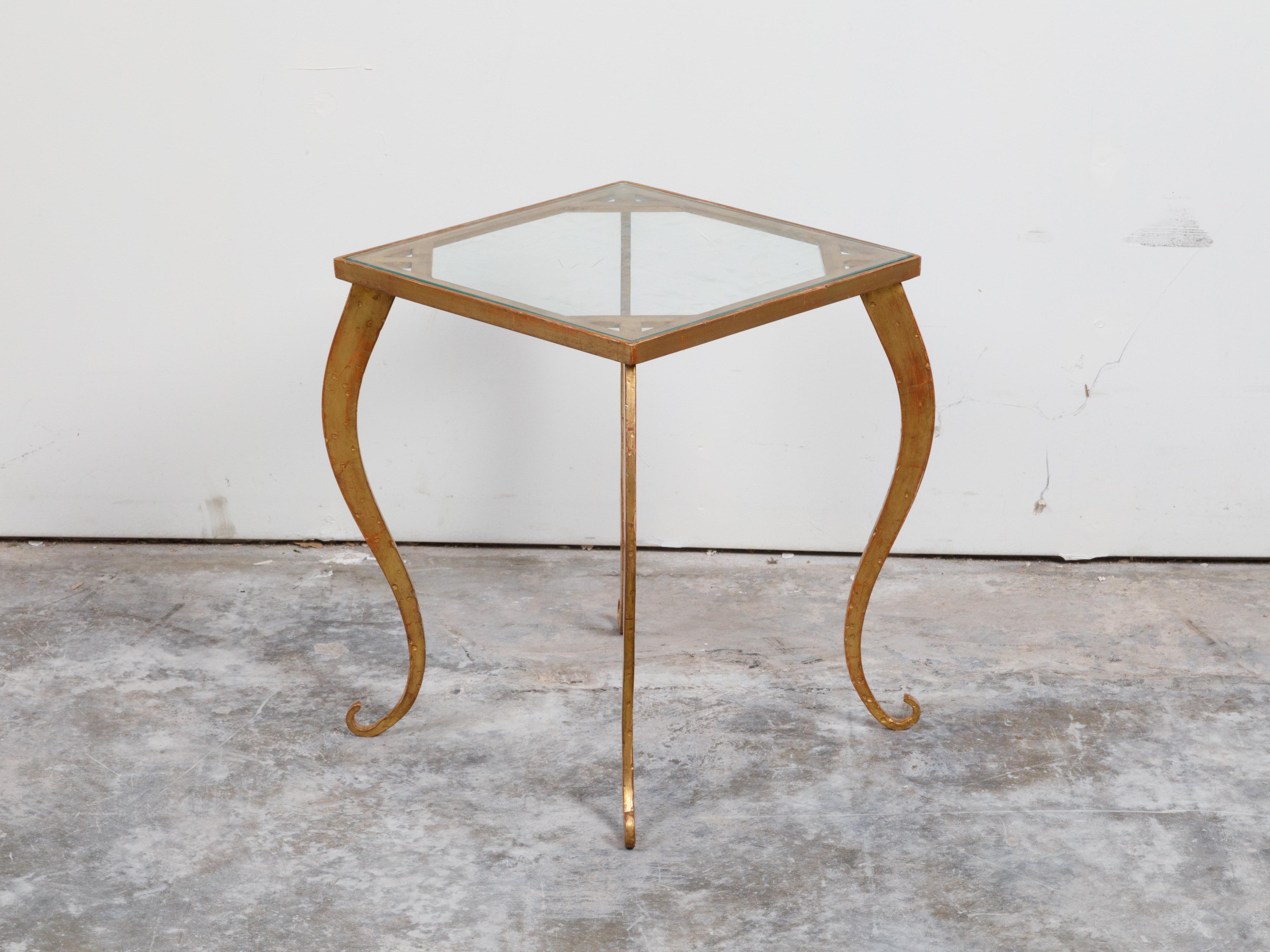 French Mid-Century Gilt Metal Side Table with Square Glass Top and Cabriole Legs For Sale 2