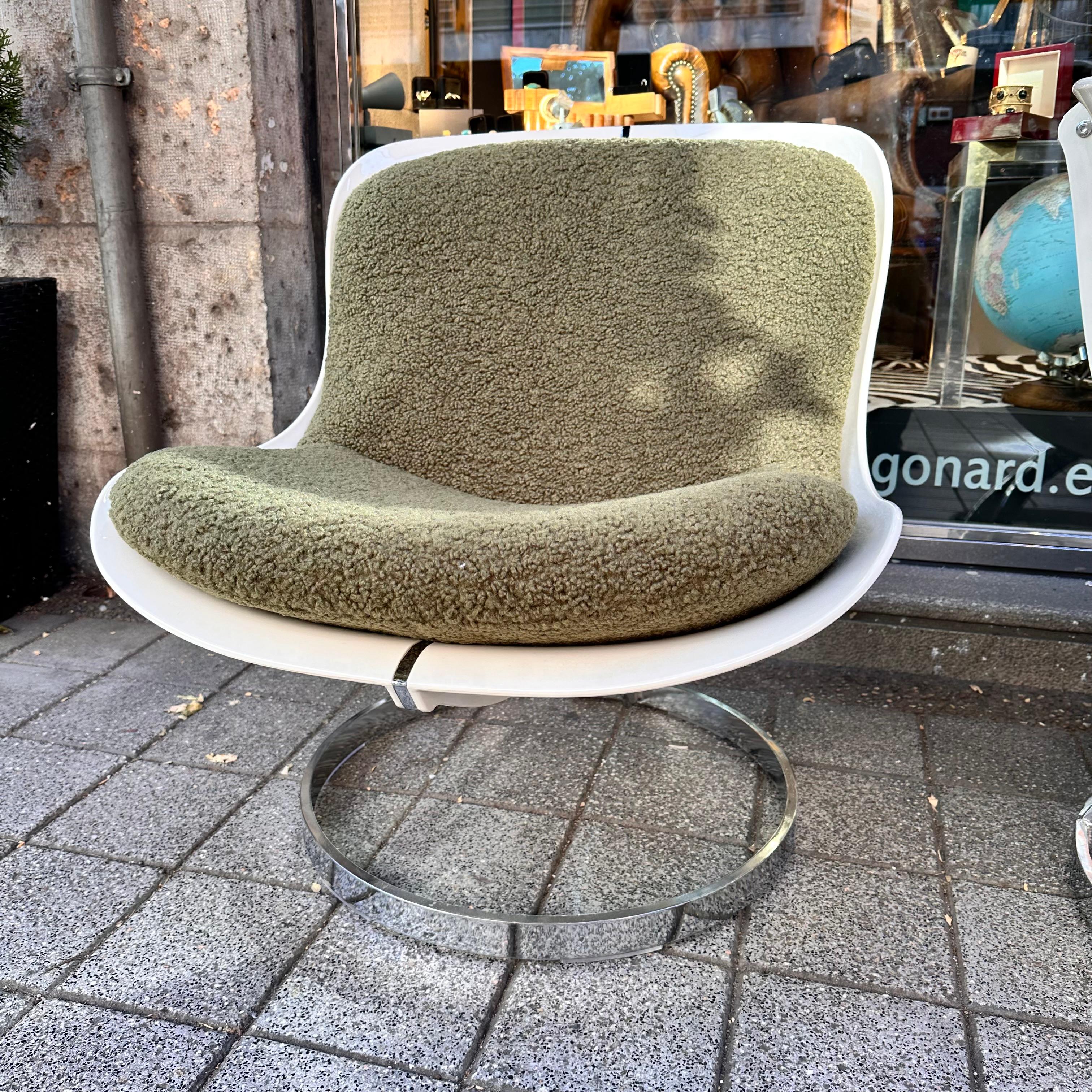 Fauteuil Vintage Goldfinger, Greene & Greene, Michel Cadestin Style AGE en vente 3