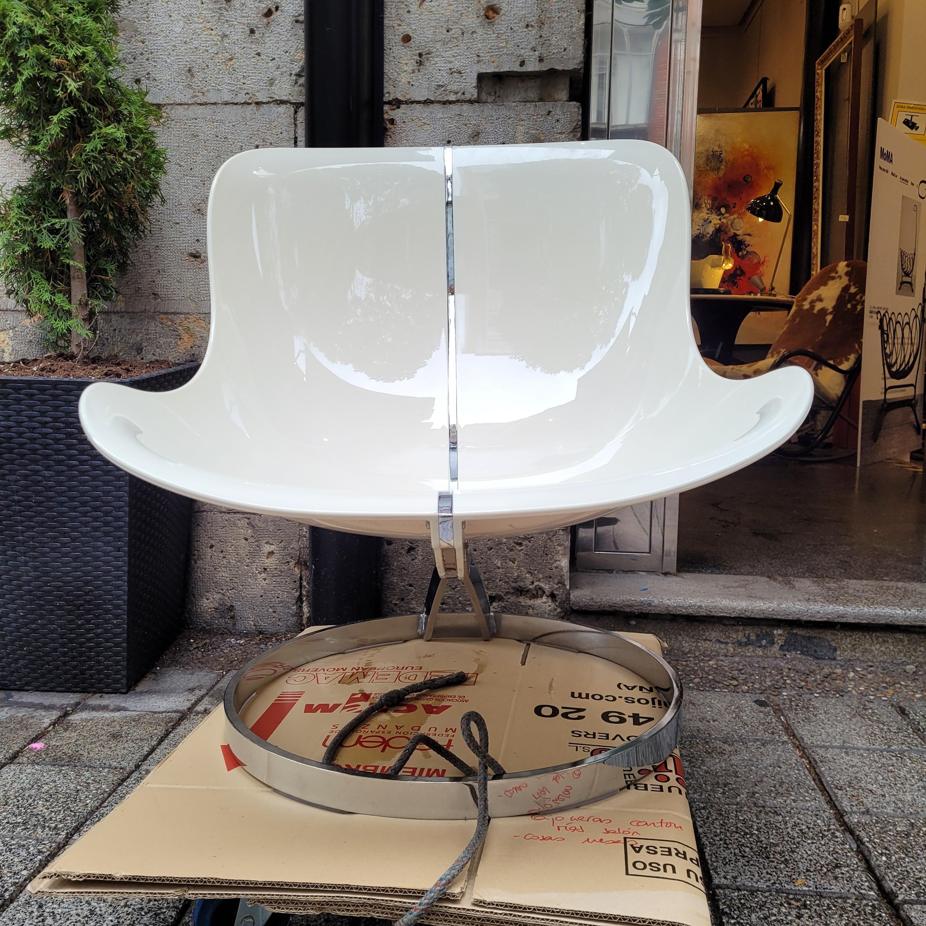 Fauteuil Vintage Goldfinger, Greene & Greene, Michel Cadestin Style AGE en vente 6