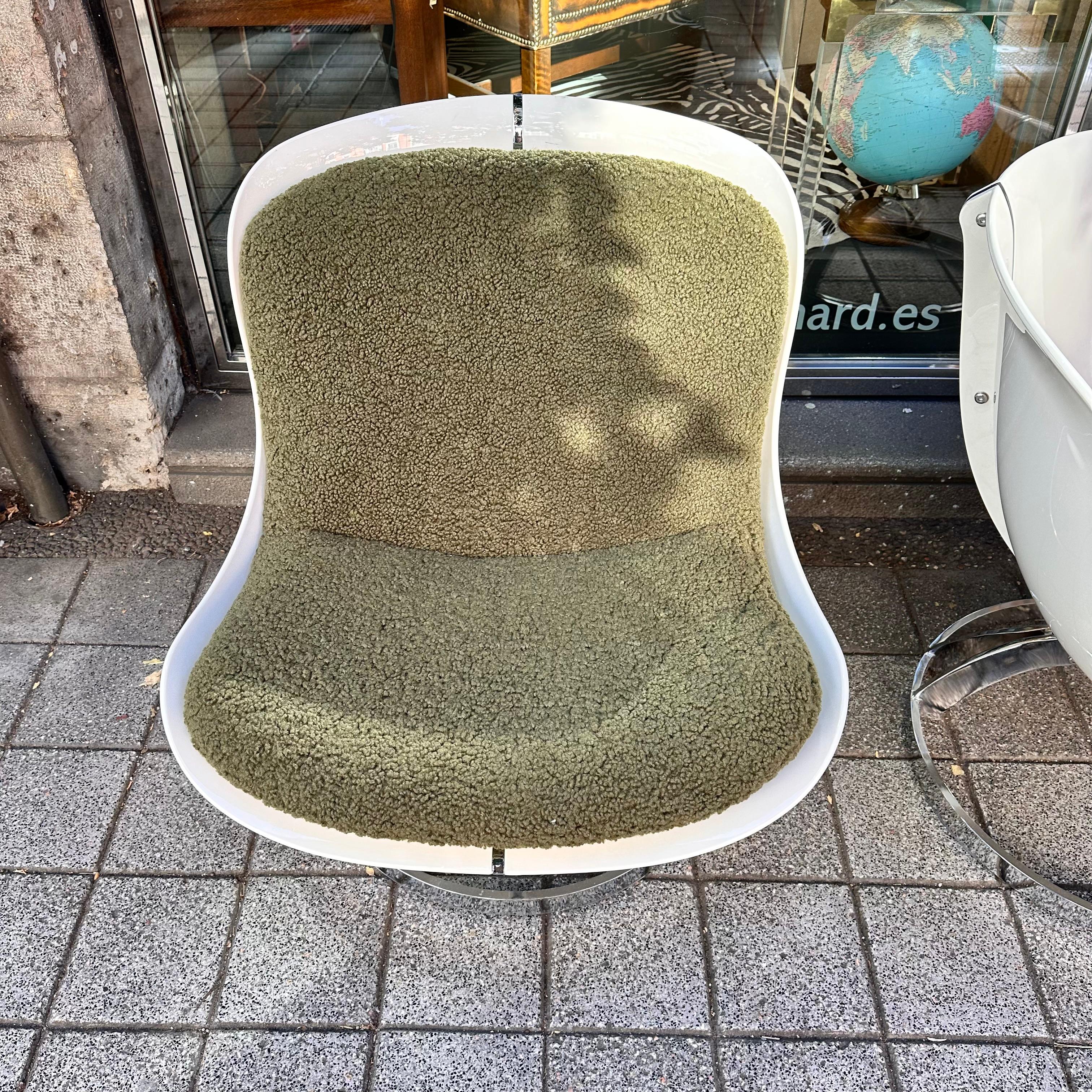 Fauteuil Vintage Goldfinger, Greene & Greene, Michel Cadestin Style AGE en vente 1
