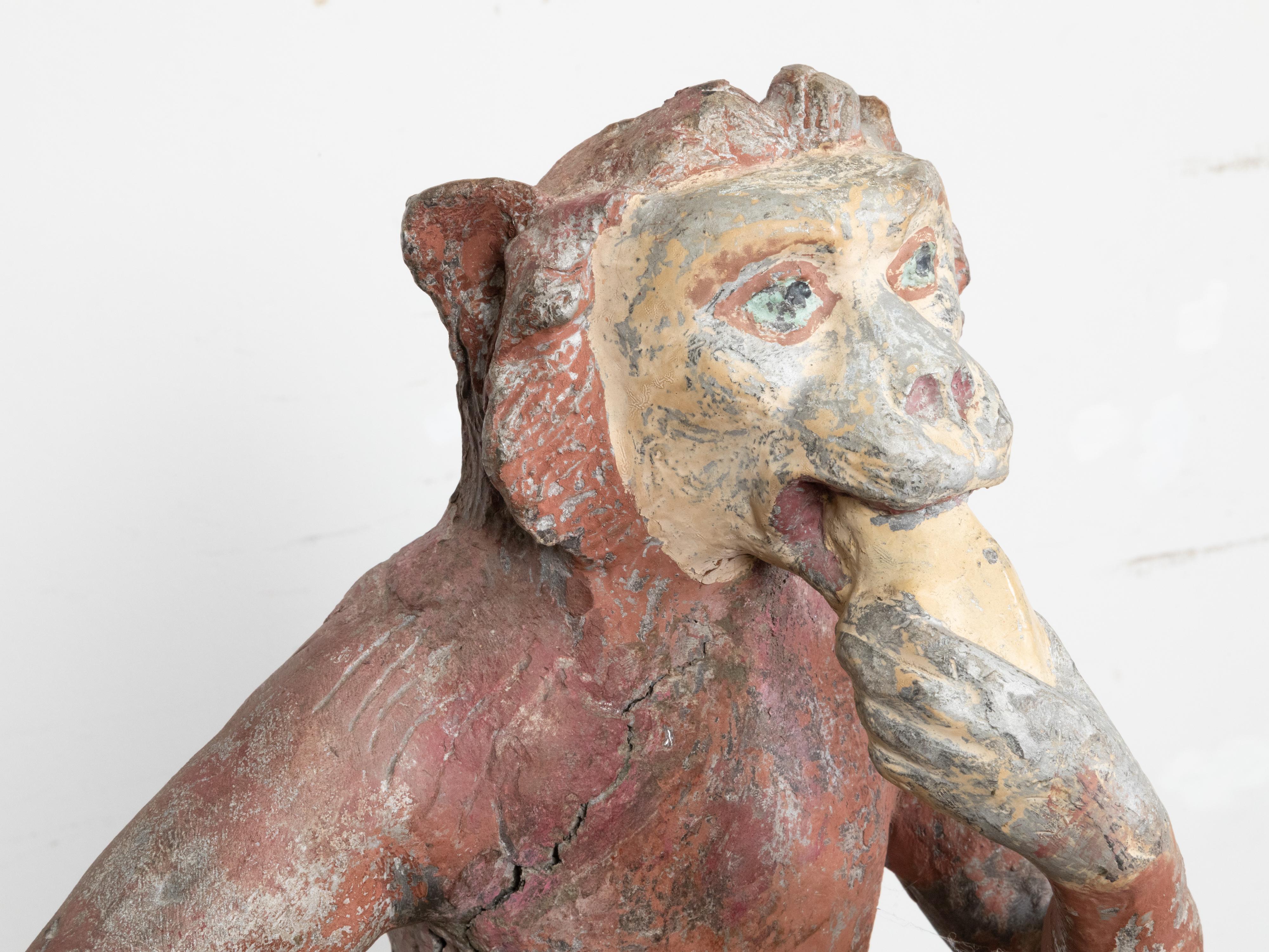French Midcentury Lead Sculpture of a Monkey Eating a Banana with Aged Patina For Sale 1