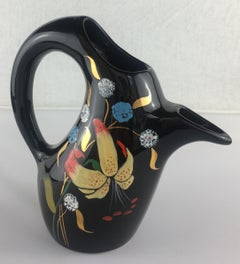 Vaso a brocca smaltato francese del Medioevo di Longwy, 1950 circa