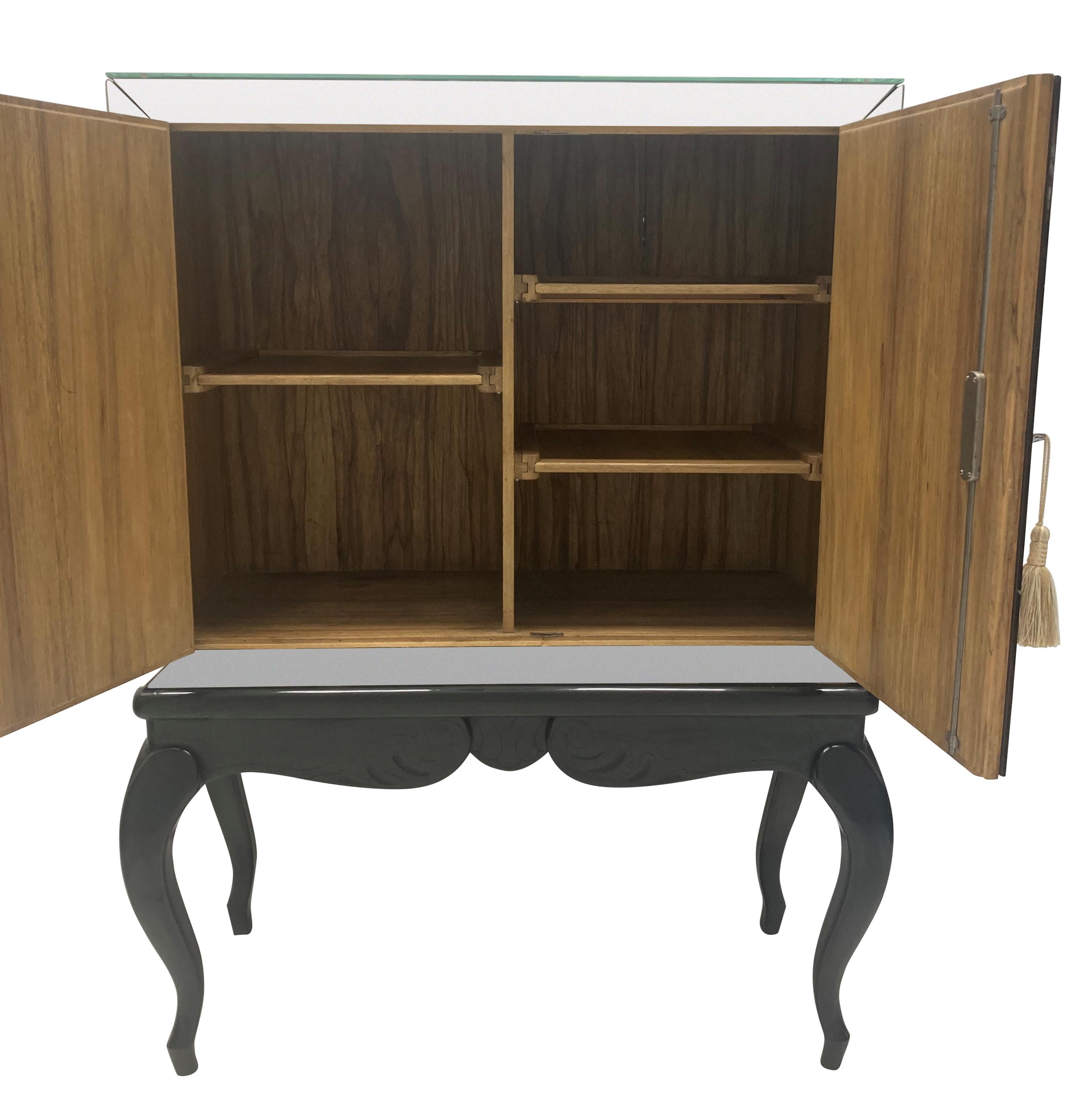 Mueble Bar con Espejo y Pie Francés de Mitad de Siglo en venta 1
