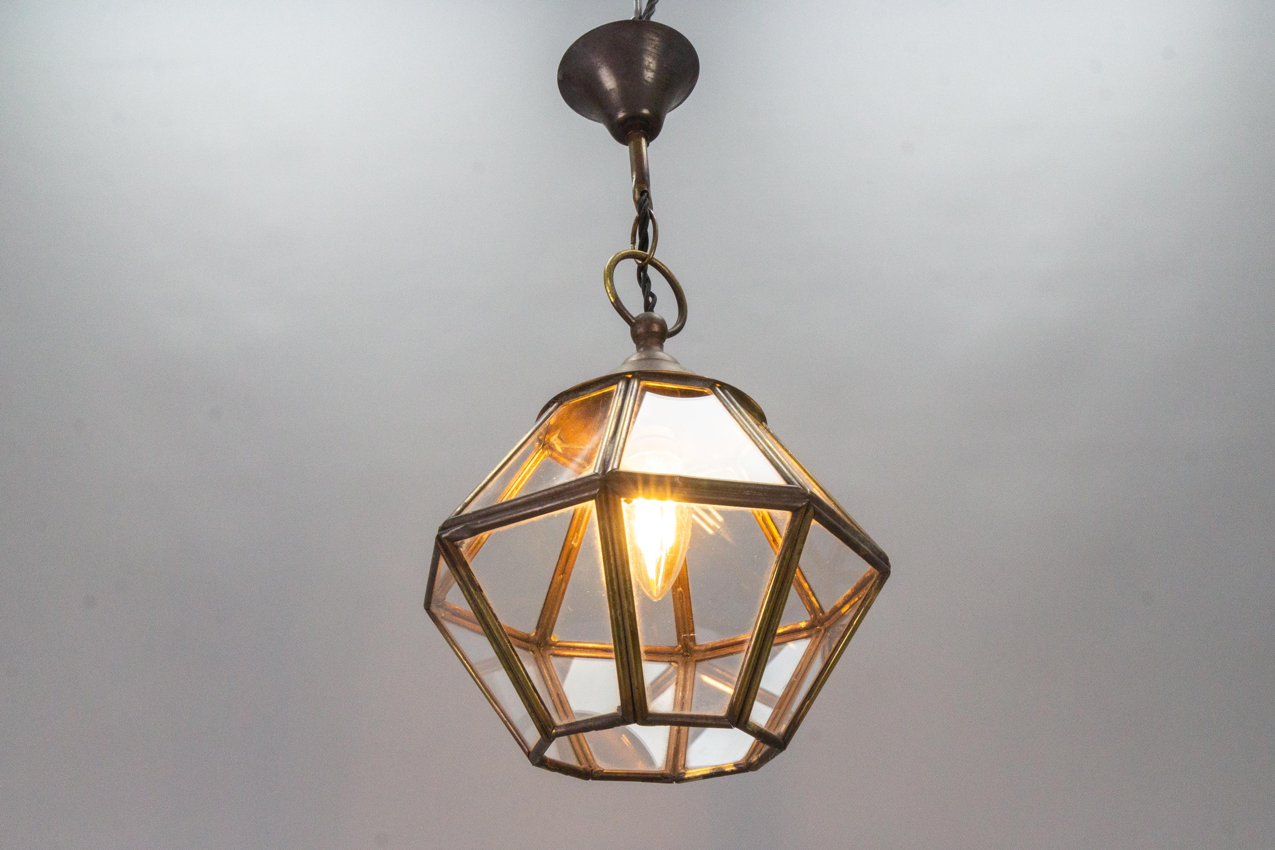 Mid-20th Century French Midcentury-Modern Brass and Clear Glass Octagonal Hanging Lantern For Sale