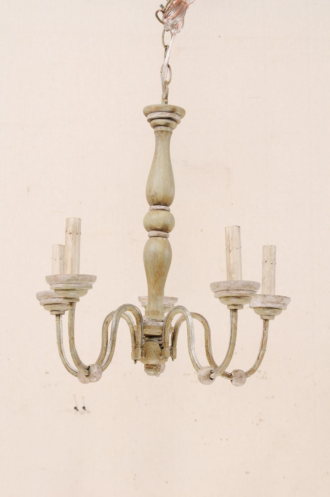 French Midcentury Neutral Painted Wood and Iron Five-Light Chandelier In Good Condition In Atlanta, GA