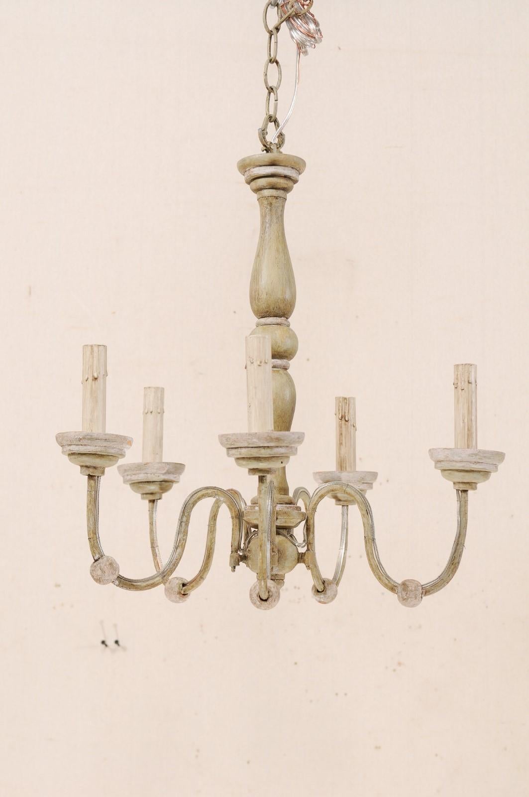 French Midcentury Neutral Painted Wood and Iron Five-Light Chandelier 1