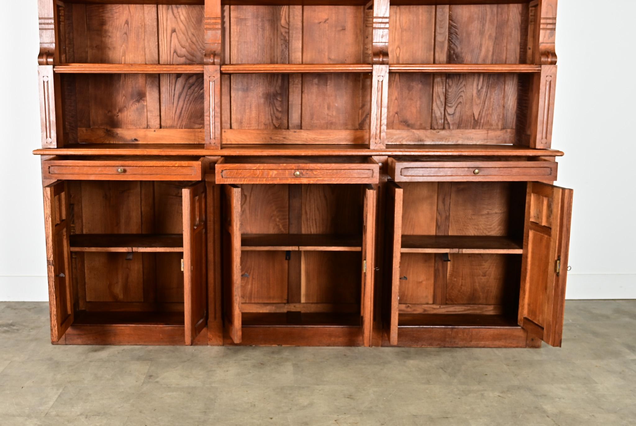 Quercia Biblioteca francese del Medioevo in Oak in vendita