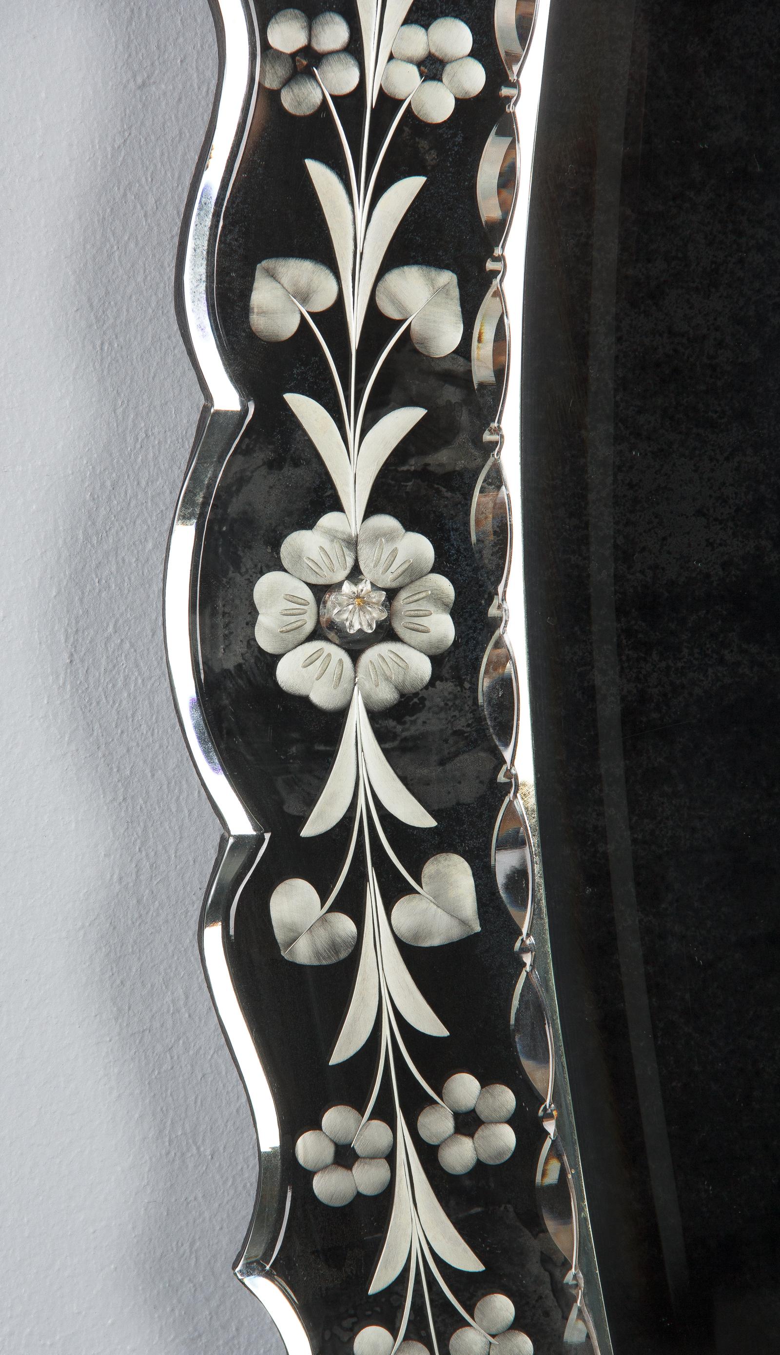 French Midcentury Oval Venetian Glass Mirror, 1950s 6